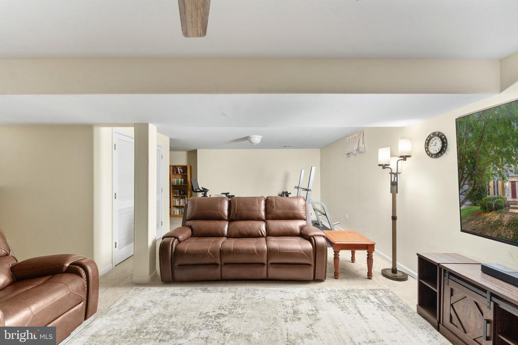 11004 COPELAND CT, FREDERICKSBURG, Virginia 22407, 4 Bedrooms Bedrooms, ,3 BathroomsBathrooms,Residential,11004 COPELAND CT,VASP2041236 MLS # VASP2041236