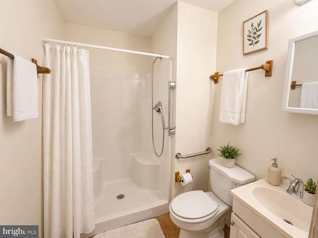 4085 S BLUE RIDGE TPKE, ROCHELLE, Virginia 22738, 2 Bedrooms Bedrooms, ,1 BathroomBathrooms,Residential,4085 S BLUE RIDGE TPKE,VAMA2002714 MLS # VAMA2002714