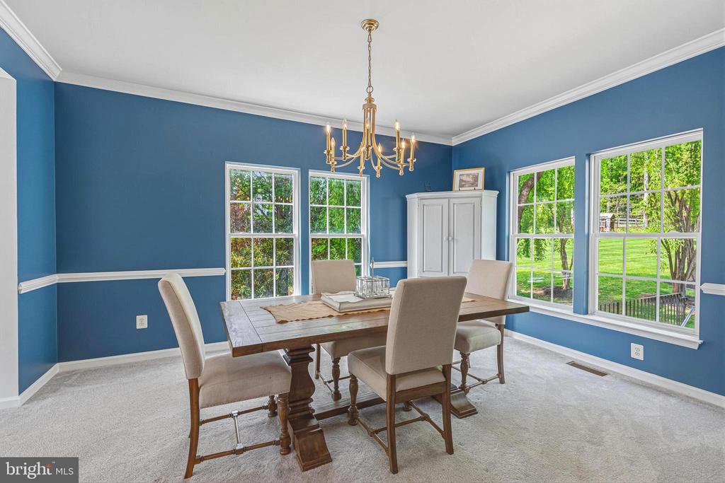 5068 DAWN CT, WARRENTON, Virginia 20187, 4 Bedrooms Bedrooms, ,2 BathroomsBathrooms,Residential,5068 DAWN CT,VAFQ2021478 MLS # VAFQ2021478