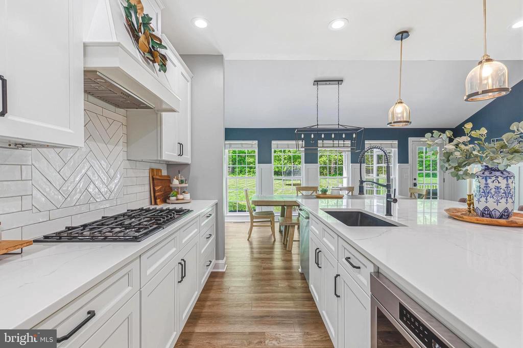 5068 DAWN CT, WARRENTON, Virginia 20187, 4 Bedrooms Bedrooms, ,2 BathroomsBathrooms,Residential,5068 DAWN CT,VAFQ2021478 MLS # VAFQ2021478