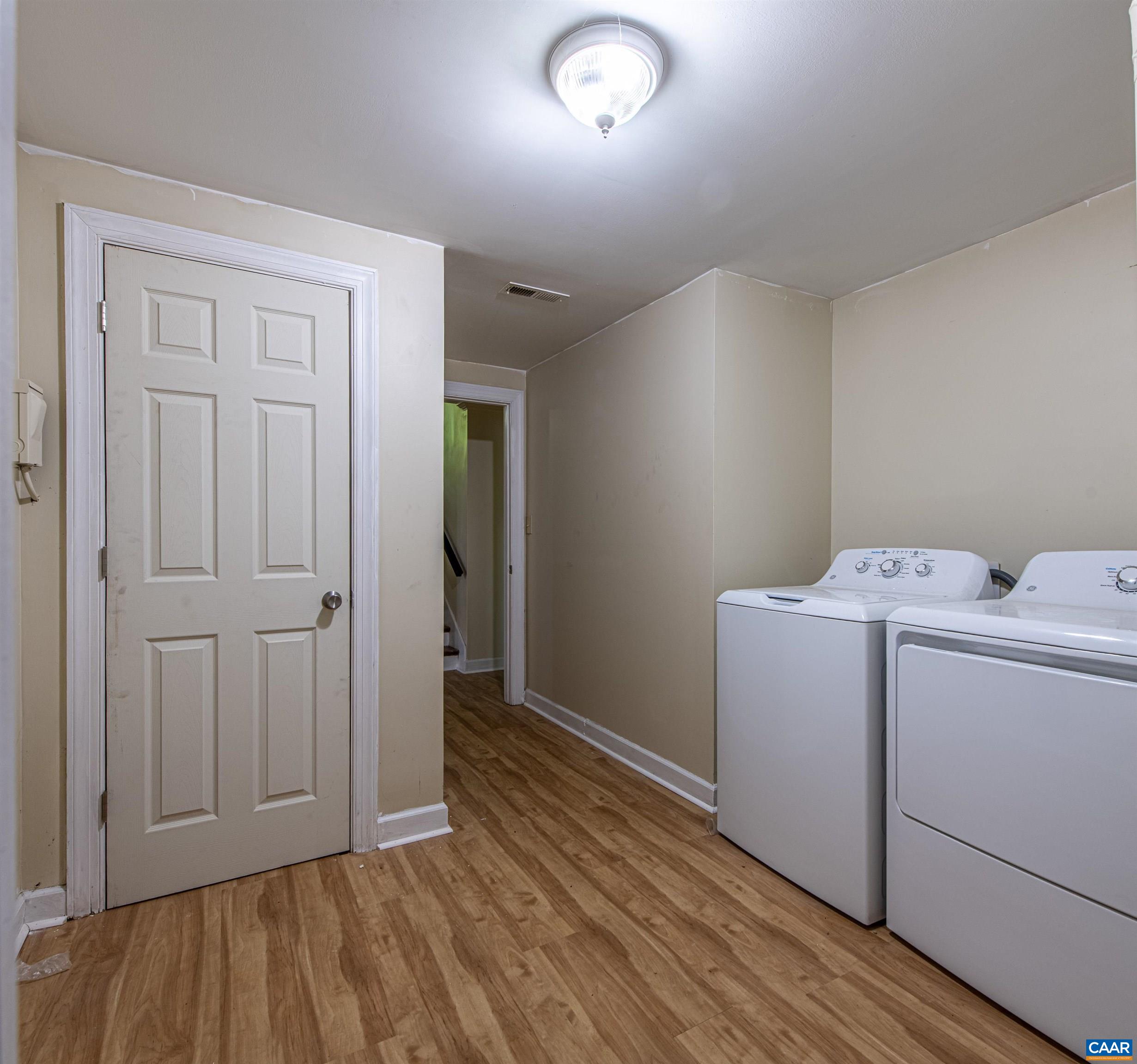 337 CARRSBROOK DR, CHARLOTTESVILLE, Virginia 22901, 4 Bedrooms Bedrooms, ,2 BathroomsBathrooms,Residential,337 CARRSBROOK DR,675687 MLS # 675687