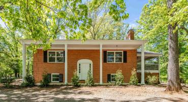 337 CARRSBROOK DR, CHARLOTTESVILLE, Virginia 22901, 4 Bedrooms Bedrooms, ,2 BathroomsBathrooms,Residential,337 CARRSBROOK DR,675687 MLS # 675687