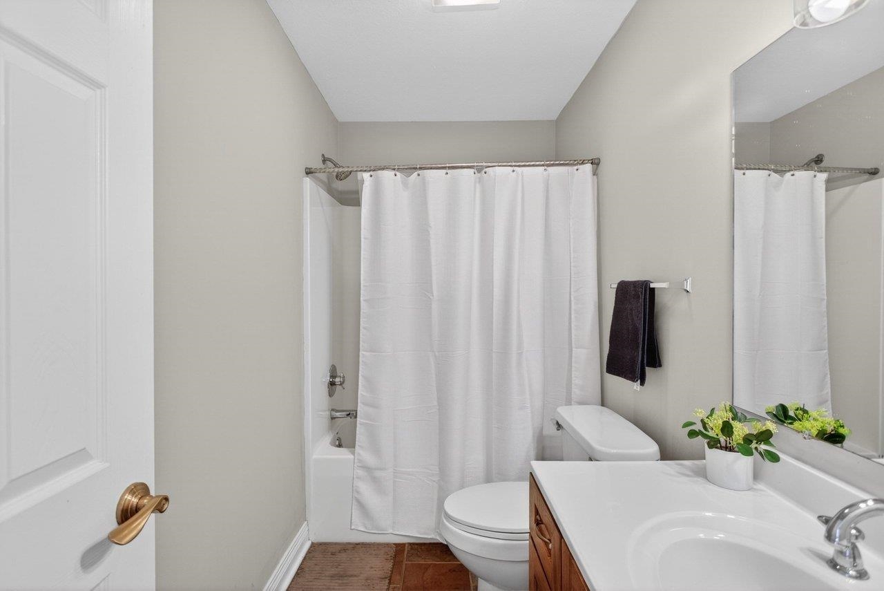 1725 JANIE LN, ROCKINGHAM, Virginia 22801, 4 Bedrooms Bedrooms, ,4 BathroomsBathrooms,Residential,1725 JANIE LN,675974 MLS # 675974