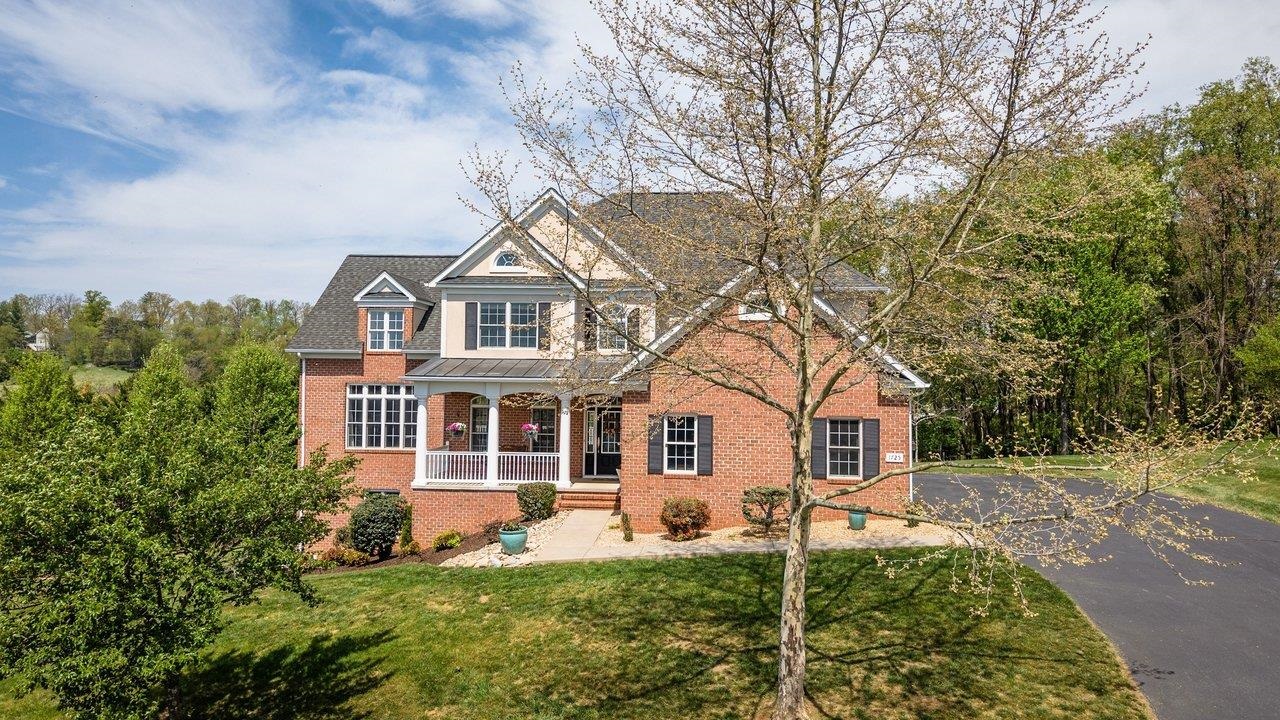 1725 JANIE LN, ROCKINGHAM, Virginia 22801, 4 Bedrooms Bedrooms, ,4 BathroomsBathrooms,Residential,1725 JANIE LN,675974 MLS # 675974