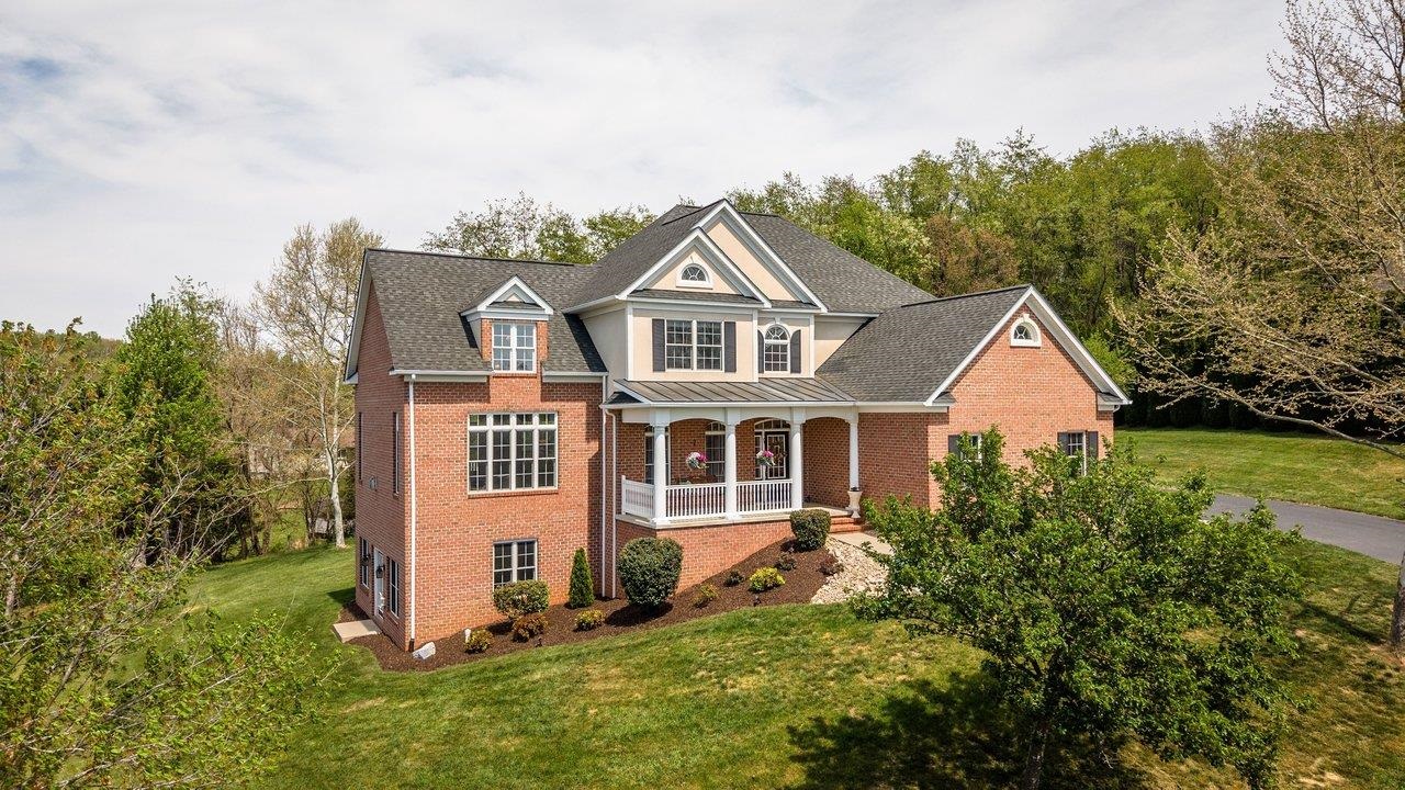 1725 JANIE LN, ROCKINGHAM, Virginia 22801, 4 Bedrooms Bedrooms, ,4 BathroomsBathrooms,Residential,1725 JANIE LN,675974 MLS # 675974