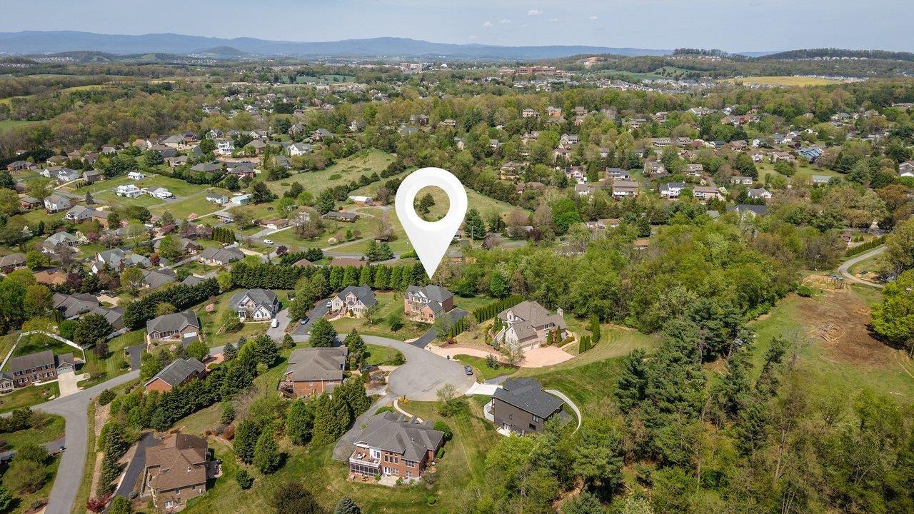 1725 JANIE LN, ROCKINGHAM, Virginia 22801, 4 Bedrooms Bedrooms, ,4 BathroomsBathrooms,Residential,1725 JANIE LN,675974 MLS # 675974