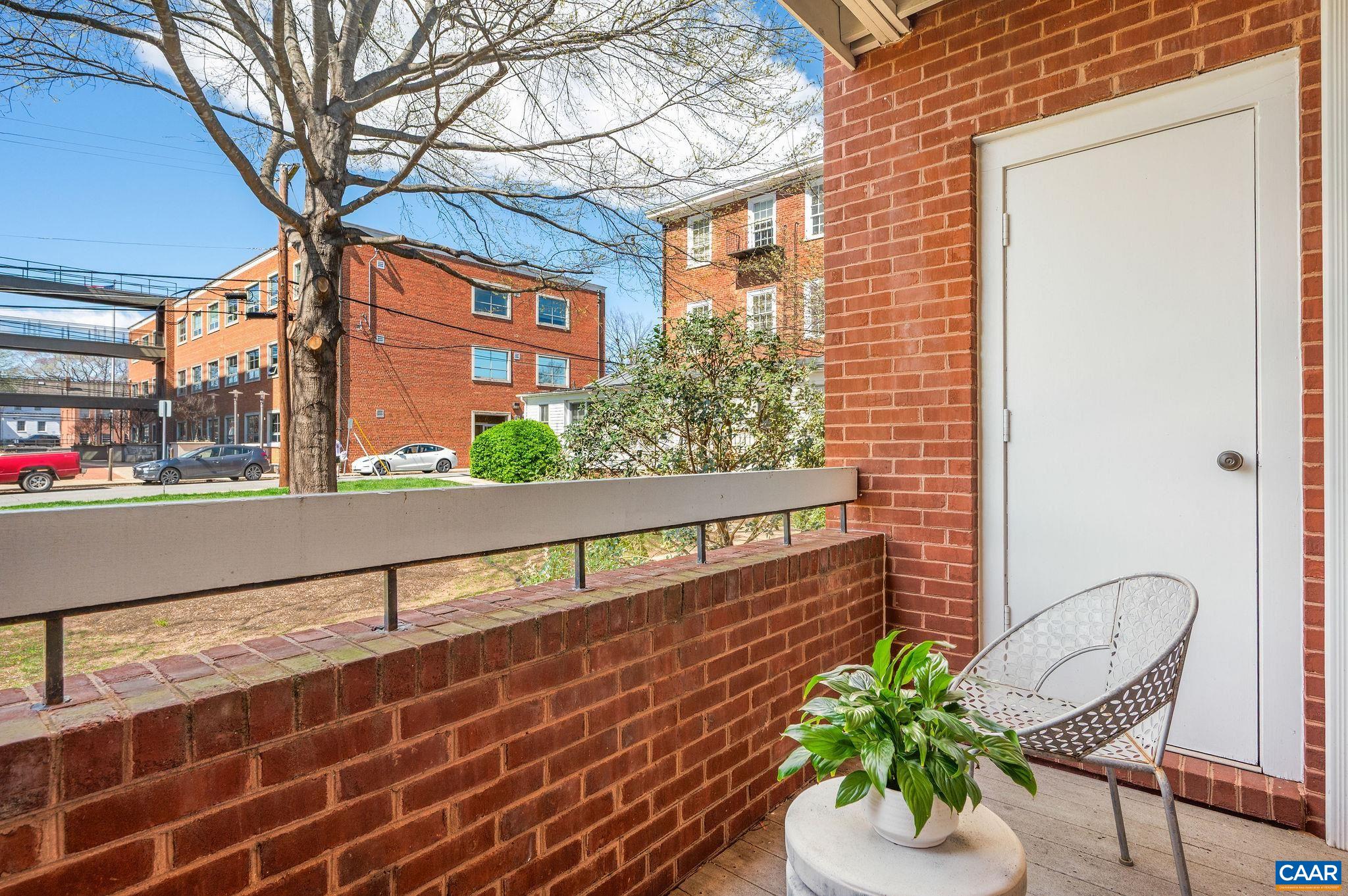 804 EAST JEFFERSON ST, CHARLOTTESVILLE, Virginia 22902, 2 Bedrooms Bedrooms, ,2 BathroomsBathrooms,Residential,Carter Gilmer Condos,804 EAST JEFFERSON ST,676074 MLS # 676074
