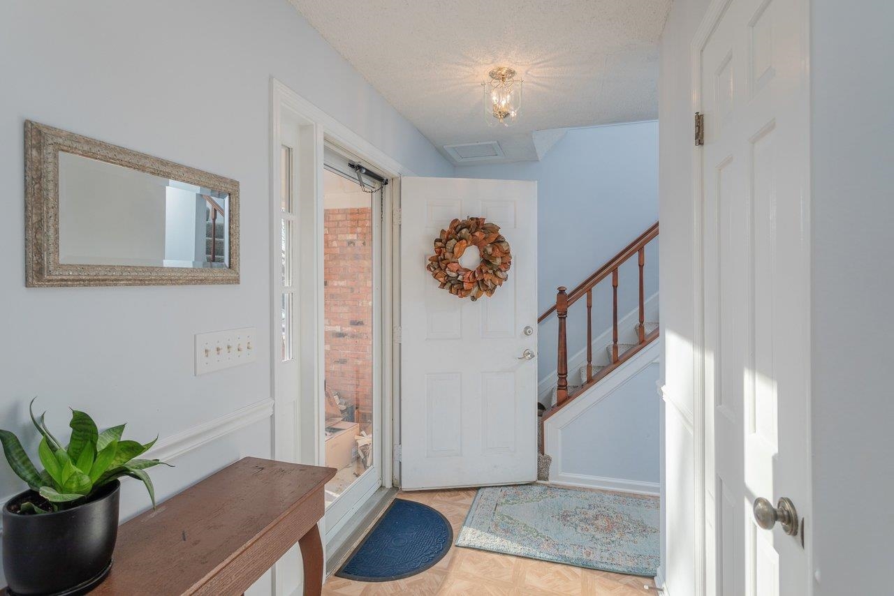 25 EMERY ST, HARRISONBURG, Virginia 22801, 3 Bedrooms Bedrooms, ,2 BathroomsBathrooms,Residential,25 EMERY ST,676096 MLS # 676096