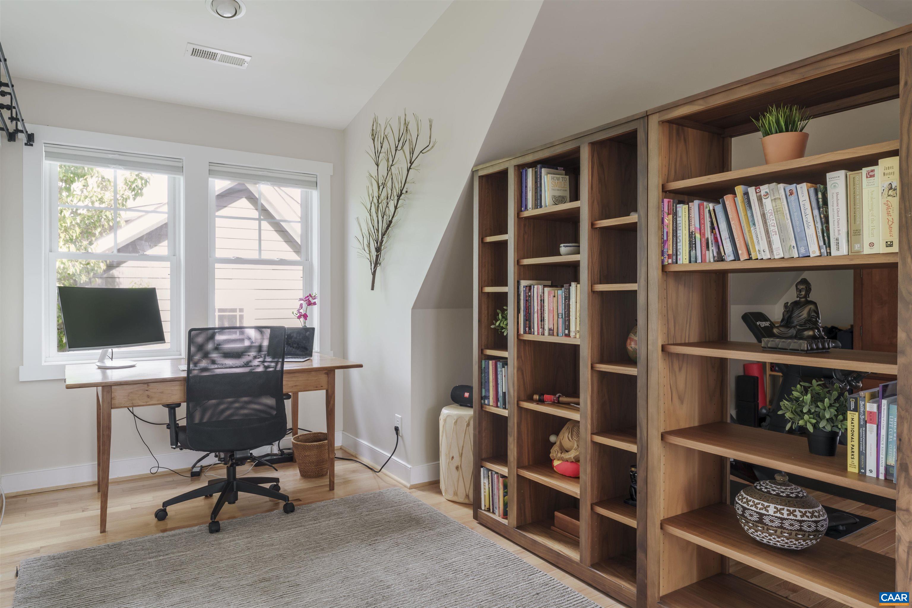 670 TYREE LN, CHARLOTTESVILLE, Virginia 22901, 5 Bedrooms Bedrooms, ,4 BathroomsBathrooms,Residential,670 TYREE LN,676100 MLS # 676100