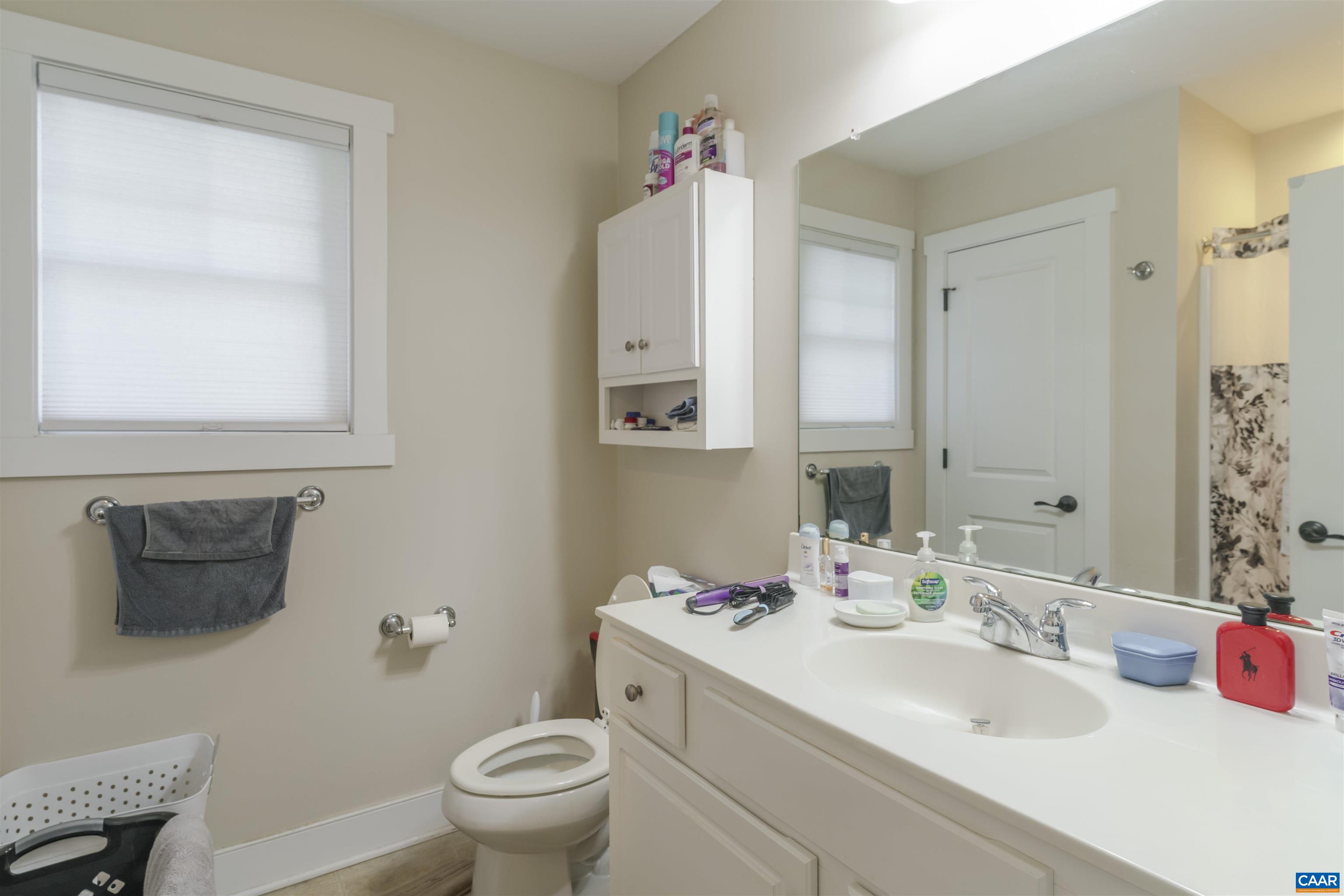 670 TYREE LN, CHARLOTTESVILLE, Virginia 22901, 5 Bedrooms Bedrooms, ,4 BathroomsBathrooms,Residential,670 TYREE LN,676100 MLS # 676100