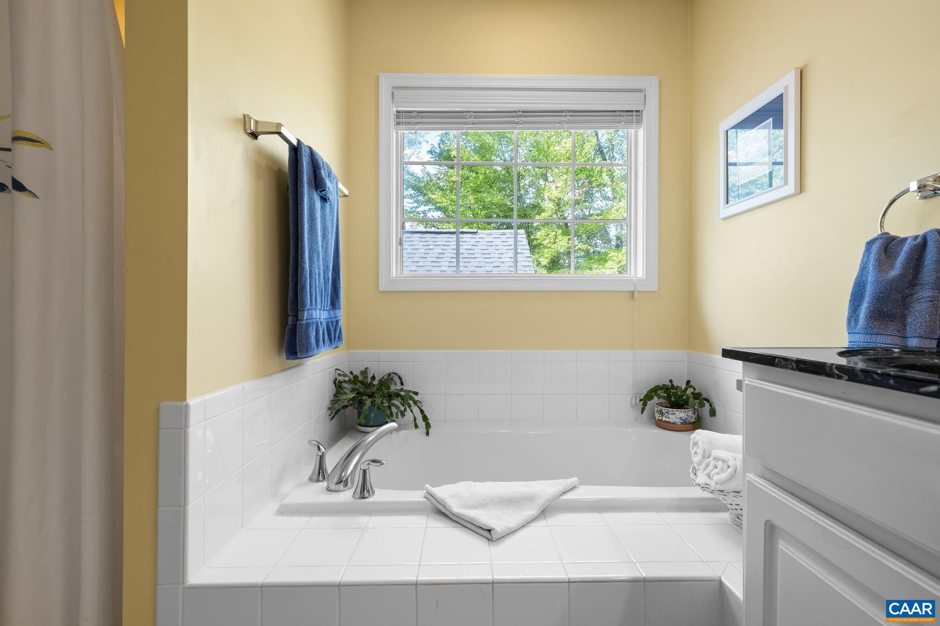 163 SAINT ANDREWS ST, ZION CROSSROADS, Virginia 22942, 4 Bedrooms Bedrooms, ,2 BathroomsBathrooms,Residential,163 SAINT ANDREWS ST,676124 MLS # 676124