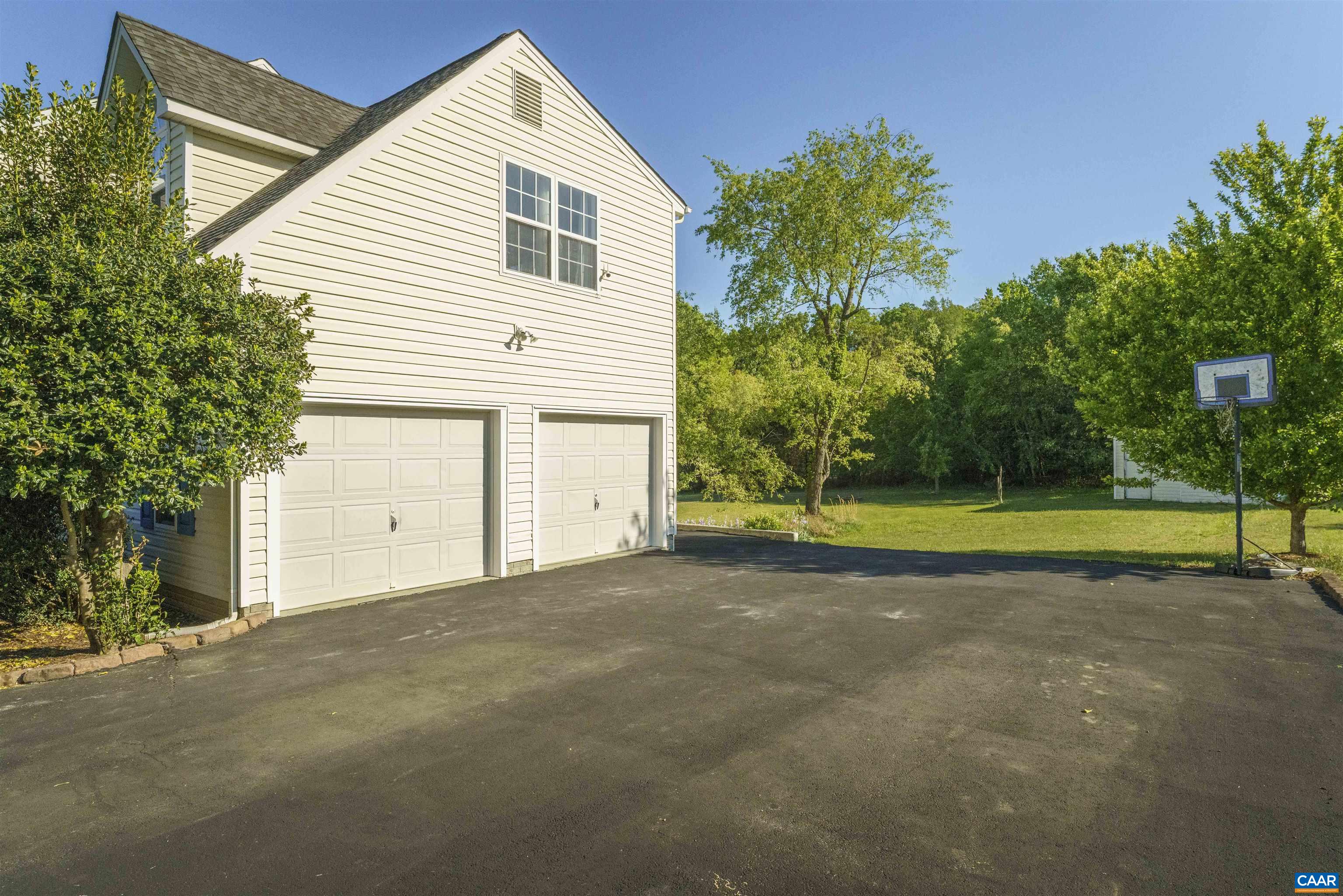 156 SOUTHRIDGE DR, RUCKERSVILLE, Virginia 22968, 4 Bedrooms Bedrooms, ,3 BathroomsBathrooms,Residential,156 SOUTHRIDGE DR,676178 MLS # 676178