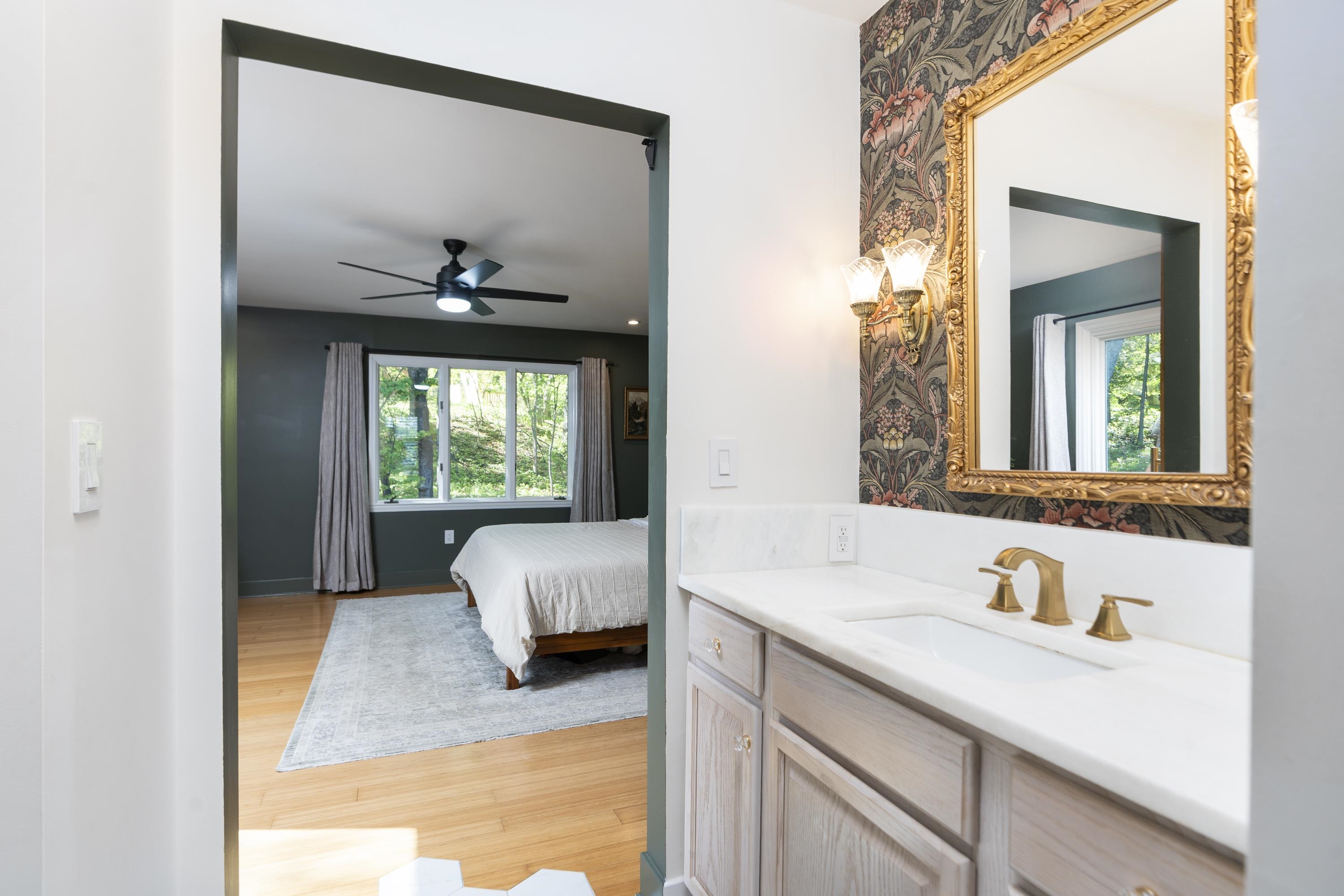 807 N BRAE BURN PL, STAUNTON, Virginia 24401, 4 Bedrooms Bedrooms, ,2 BathroomsBathrooms,Residential,807 N BRAE BURN PL,676190 MLS # 676190