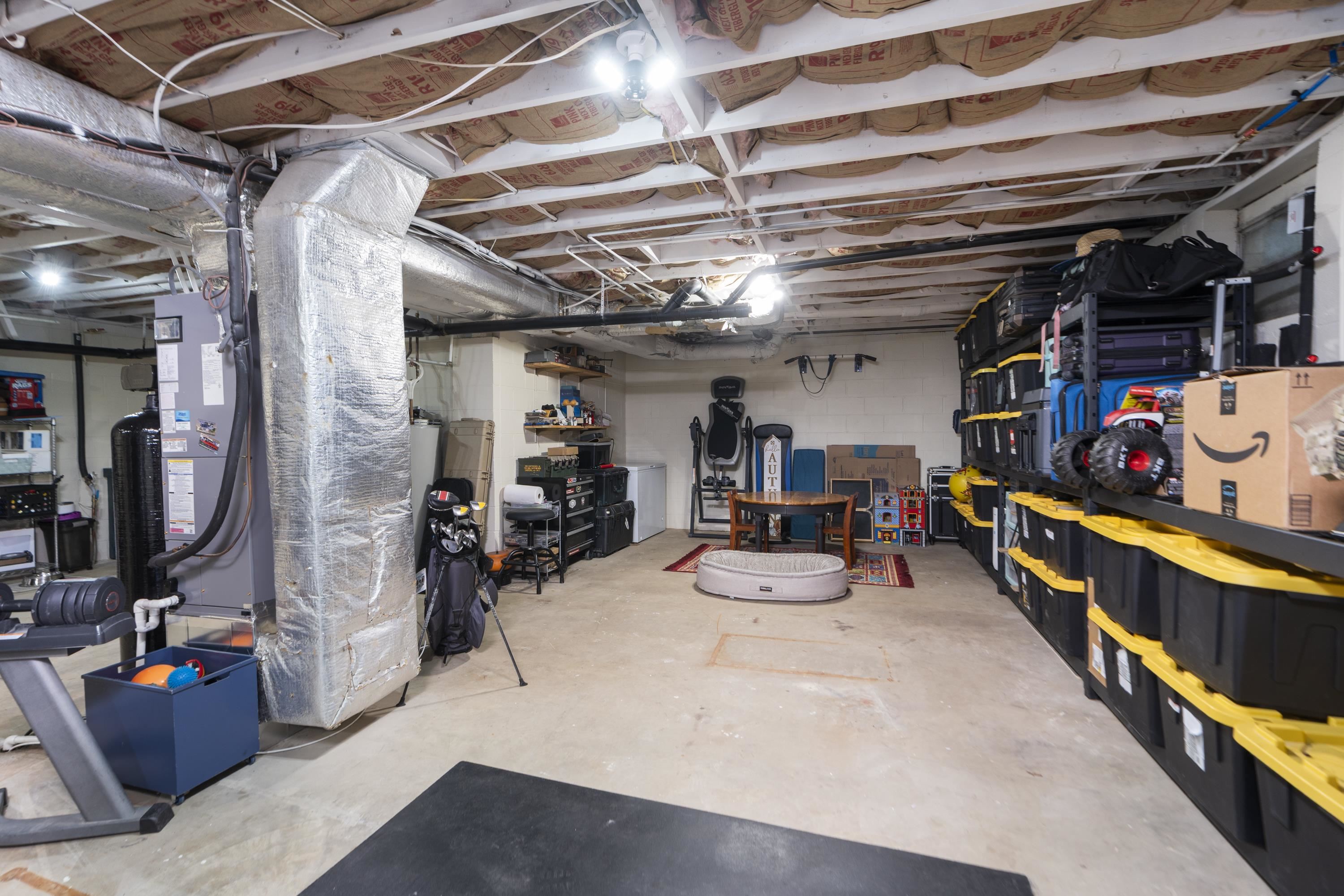 807 N BRAE BURN PL, STAUNTON, Virginia 24401, 4 Bedrooms Bedrooms, ,2 BathroomsBathrooms,Residential,807 N BRAE BURN PL,676190 MLS # 676190