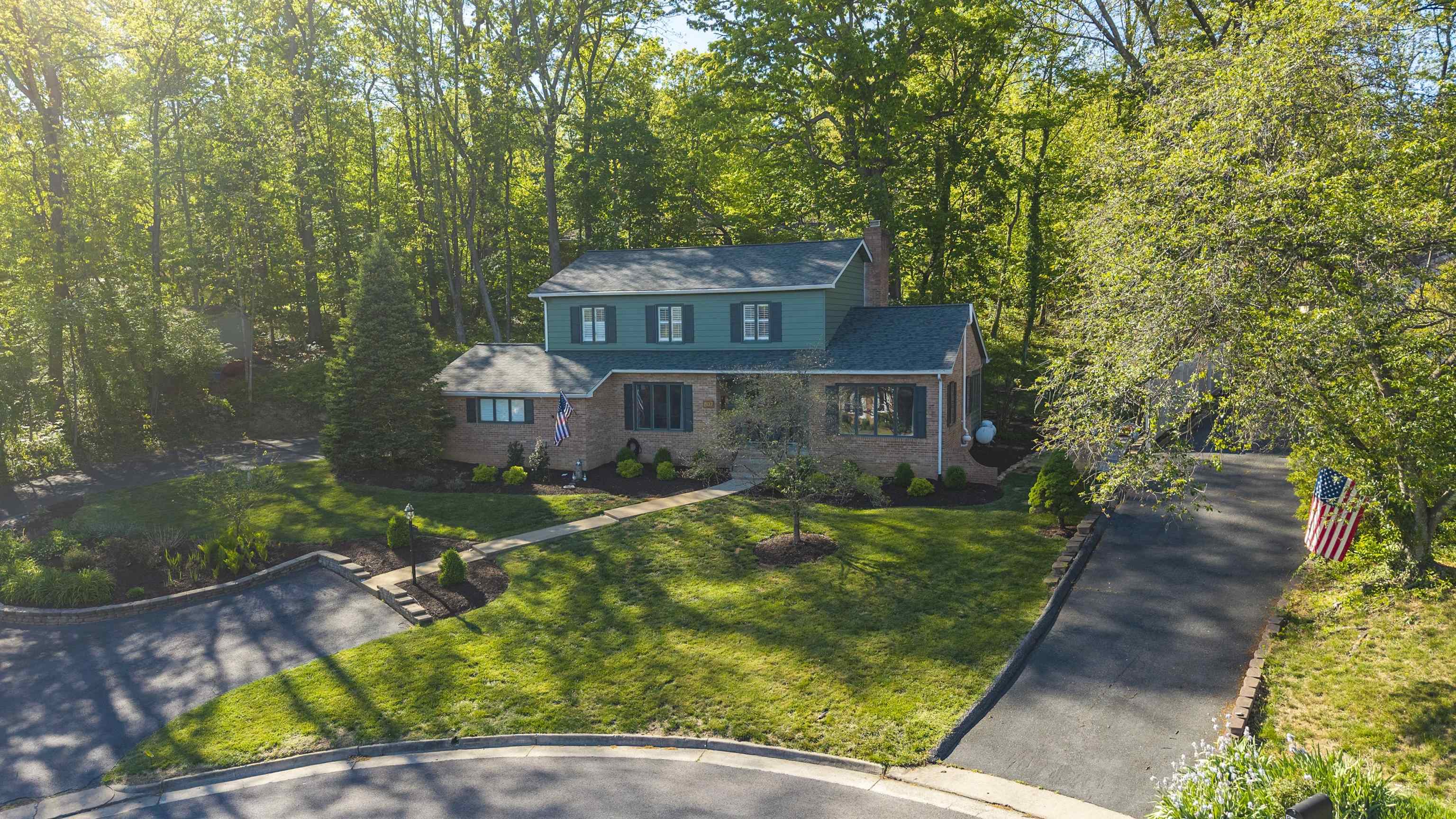 807 N BRAE BURN PL, STAUNTON, Virginia 24401, 4 Bedrooms Bedrooms, ,2 BathroomsBathrooms,Residential,807 N BRAE BURN PL,676190 MLS # 676190