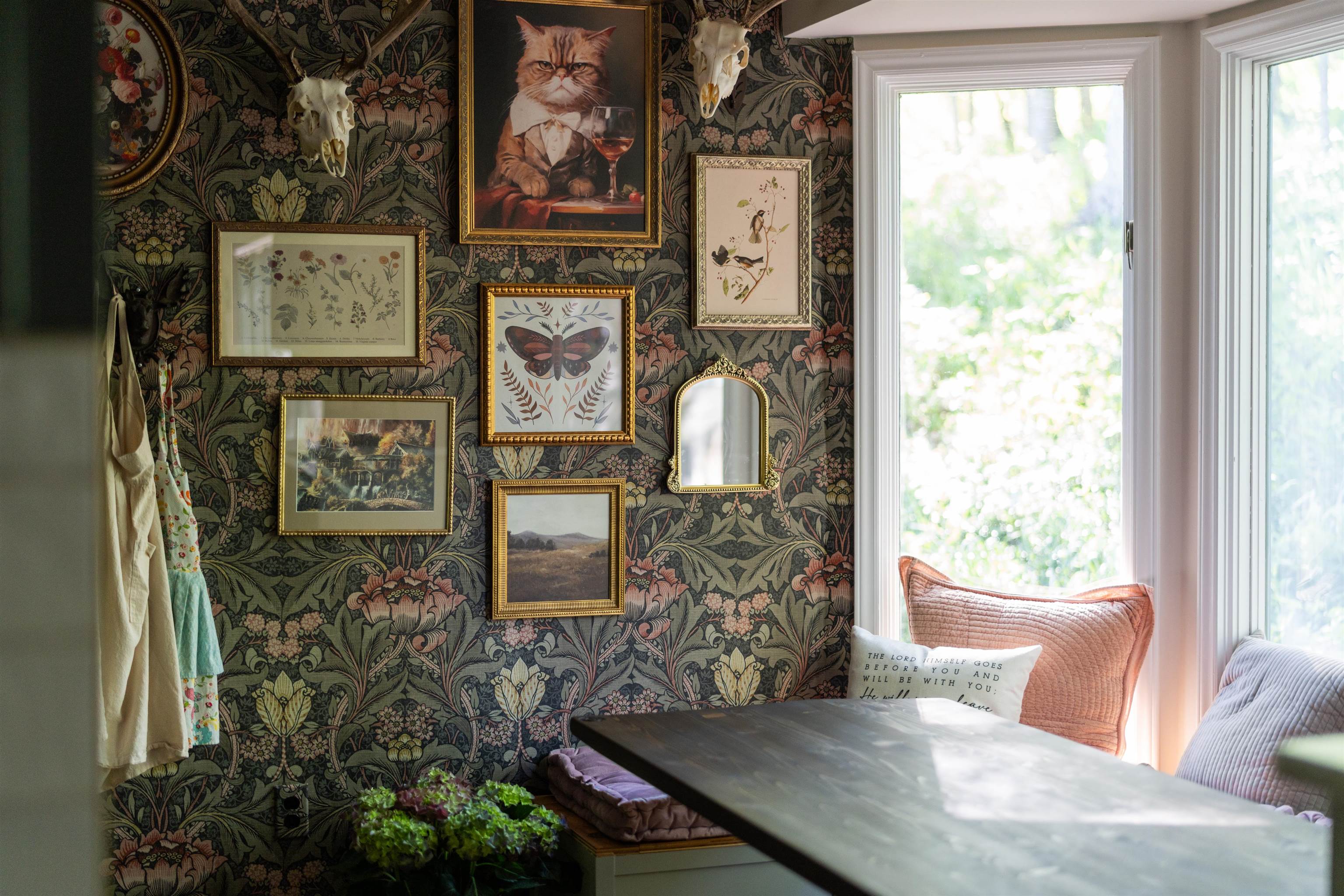 807 N BRAE BURN PL, STAUNTON, Virginia 24401, 4 Bedrooms Bedrooms, ,2 BathroomsBathrooms,Residential,807 N BRAE BURN PL,676190 MLS # 676190