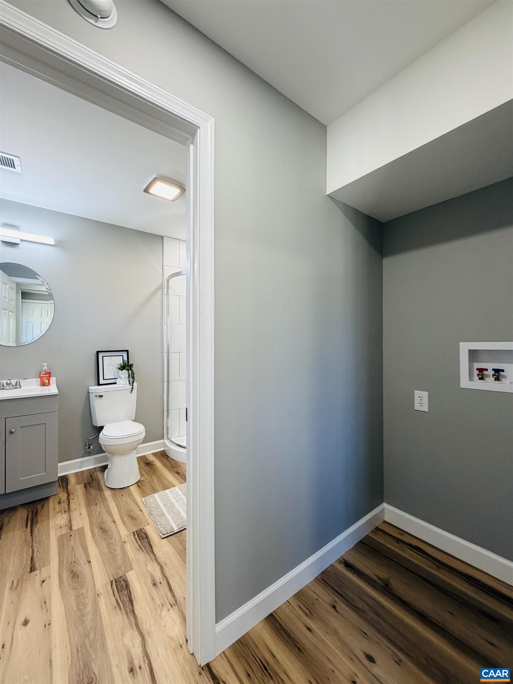 427 MONTGOMERY AVE, STAUNTON, Virginia 24401, 3 Bedrooms Bedrooms, ,2 BathroomsBathrooms,Residential,427 MONTGOMERY AVE,676191 MLS # 676191