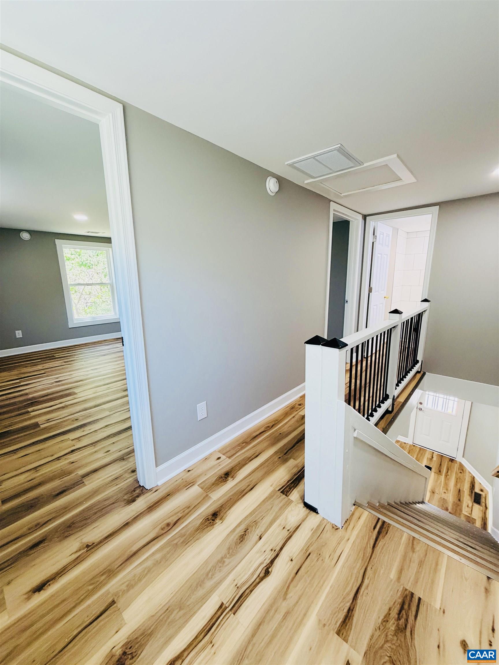 427 MONTGOMERY AVE, STAUNTON, Virginia 24401, 3 Bedrooms Bedrooms, ,2 BathroomsBathrooms,Residential,427 MONTGOMERY AVE,676191 MLS # 676191