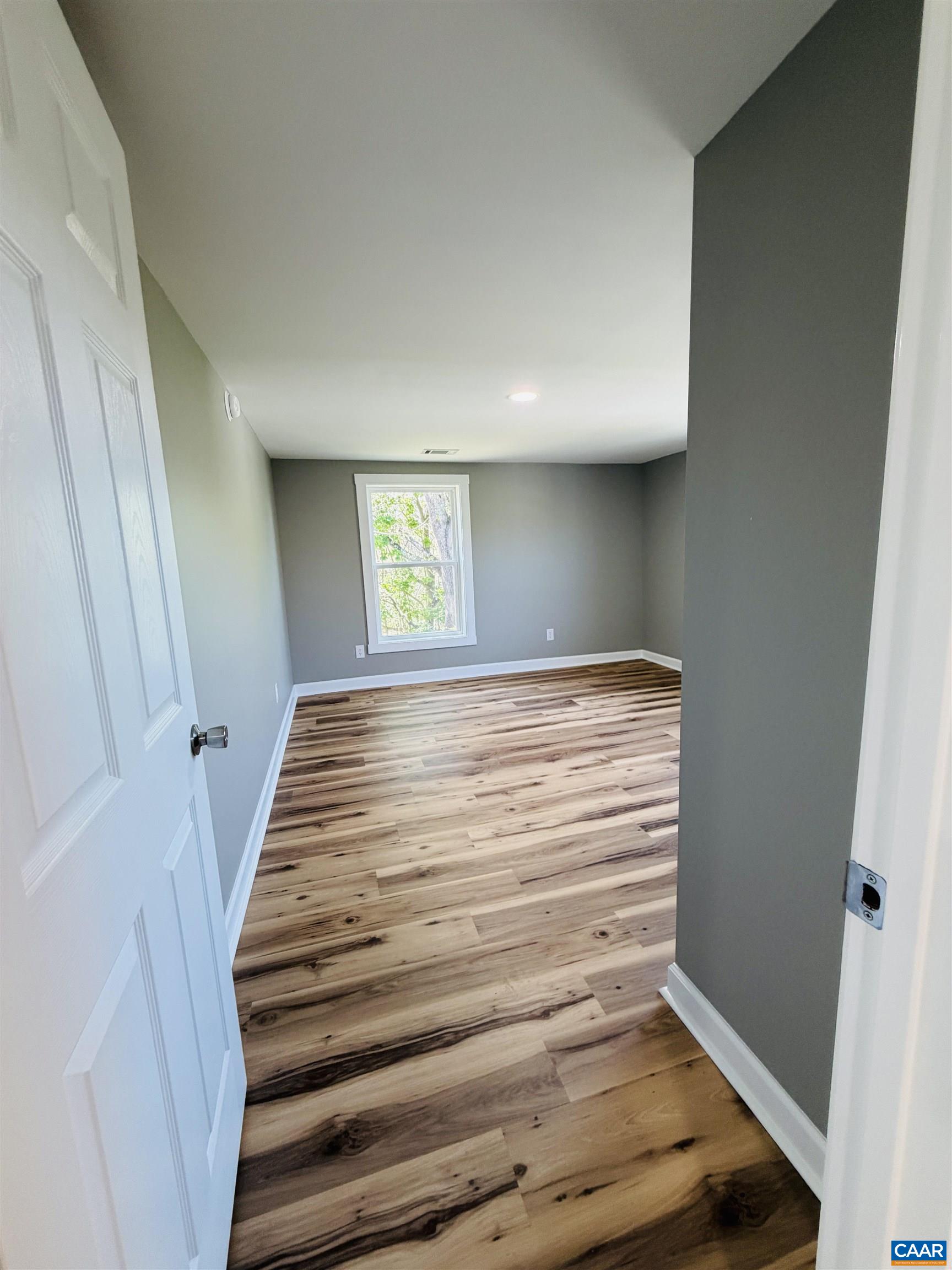 427 MONTGOMERY AVE, STAUNTON, Virginia 24401, 3 Bedrooms Bedrooms, ,2 BathroomsBathrooms,Residential,427 MONTGOMERY AVE,676191 MLS # 676191