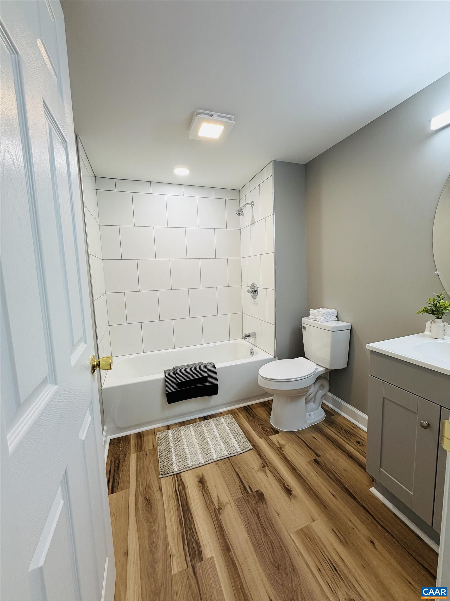 427 MONTGOMERY AVE, STAUNTON, Virginia 24401, 3 Bedrooms Bedrooms, ,2 BathroomsBathrooms,Residential,427 MONTGOMERY AVE,676191 MLS # 676191