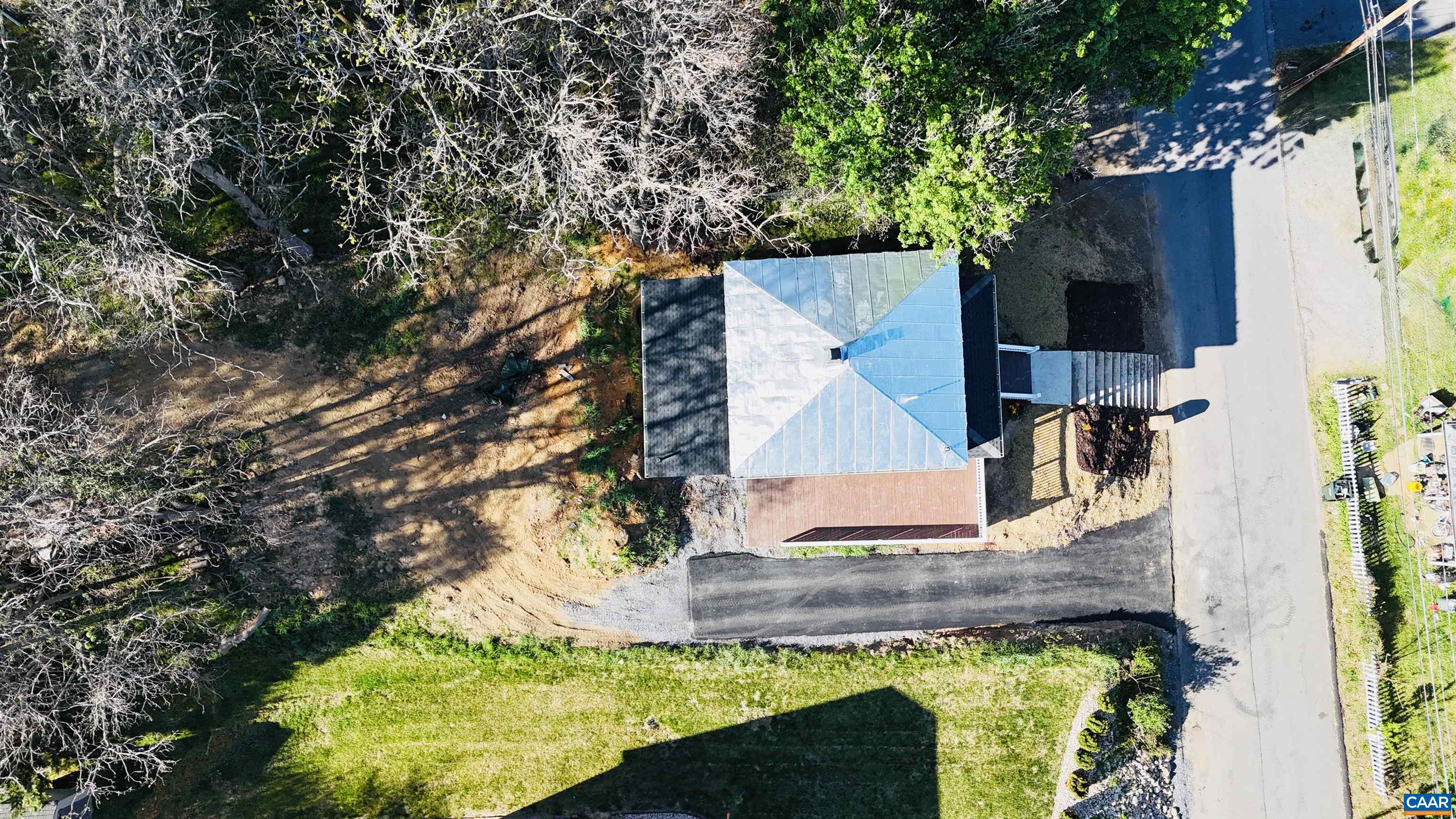 427 MONTGOMERY AVE, STAUNTON, Virginia 24401, 3 Bedrooms Bedrooms, ,2 BathroomsBathrooms,Residential,427 MONTGOMERY AVE,676191 MLS # 676191