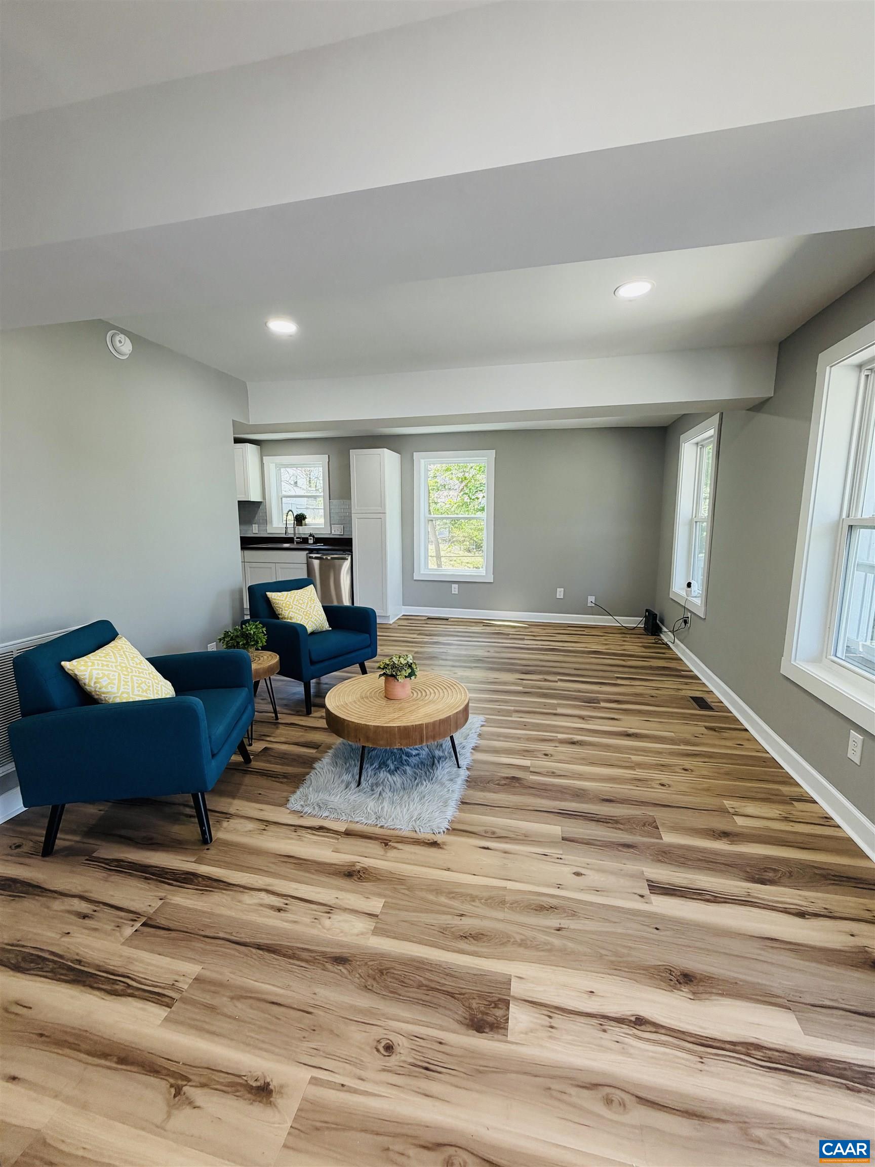 427 MONTGOMERY AVE, STAUNTON, Virginia 24401, 3 Bedrooms Bedrooms, ,2 BathroomsBathrooms,Residential,427 MONTGOMERY AVE,676191 MLS # 676191