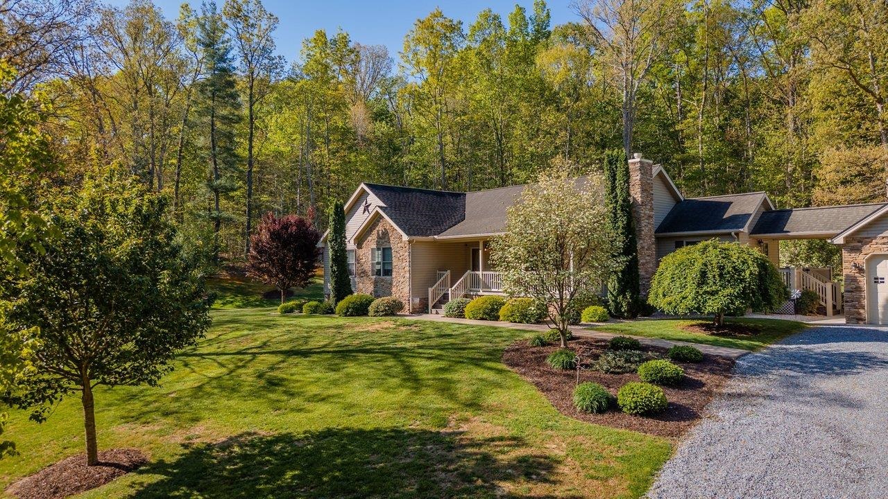 16823 KITES DR, ELKTON, Virginia 22827, 3 Bedrooms Bedrooms, ,2 BathroomsBathrooms,Residential,16823 KITES DR,676192 MLS # 676192