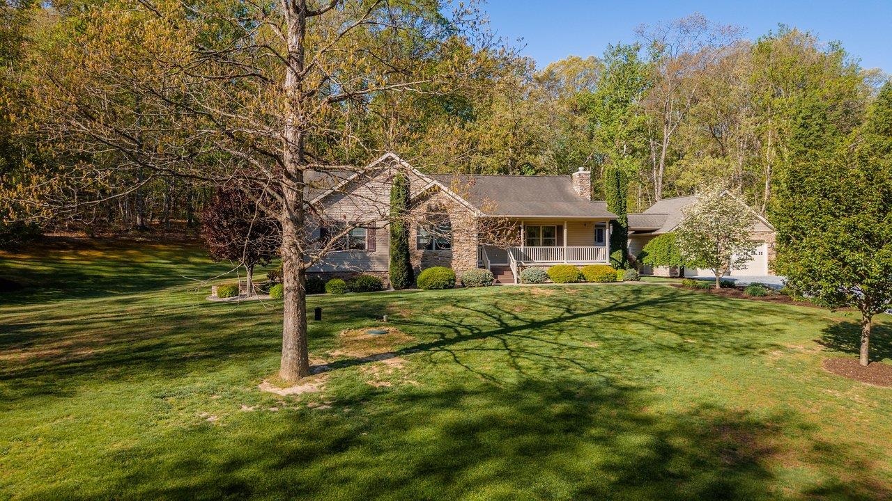 16823 KITES DR, ELKTON, Virginia 22827, 3 Bedrooms Bedrooms, ,2 BathroomsBathrooms,Residential,16823 KITES DR,676192 MLS # 676192