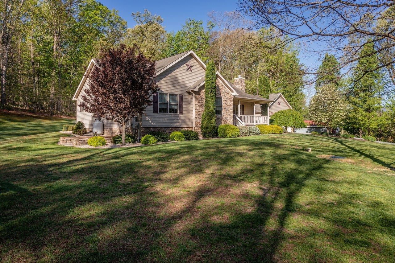 16823 KITES DR, ELKTON, Virginia 22827, 3 Bedrooms Bedrooms, ,2 BathroomsBathrooms,Residential,16823 KITES DR,676192 MLS # 676192