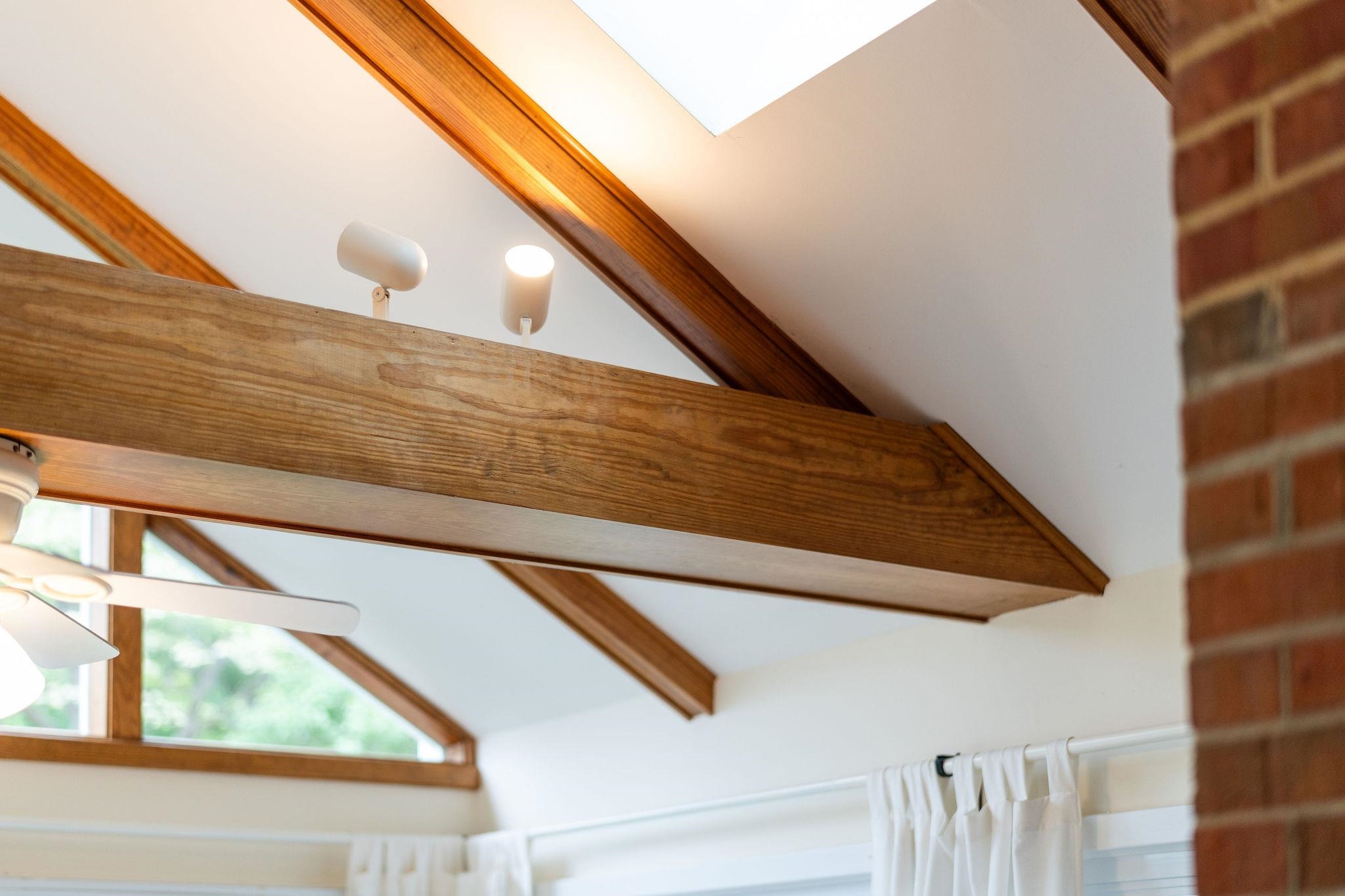 525 ROBIN ST, STAUNTON, Virginia 24401, 3 Bedrooms Bedrooms, ,2 BathroomsBathrooms,Residential,525 ROBIN ST,676197 MLS # 676197