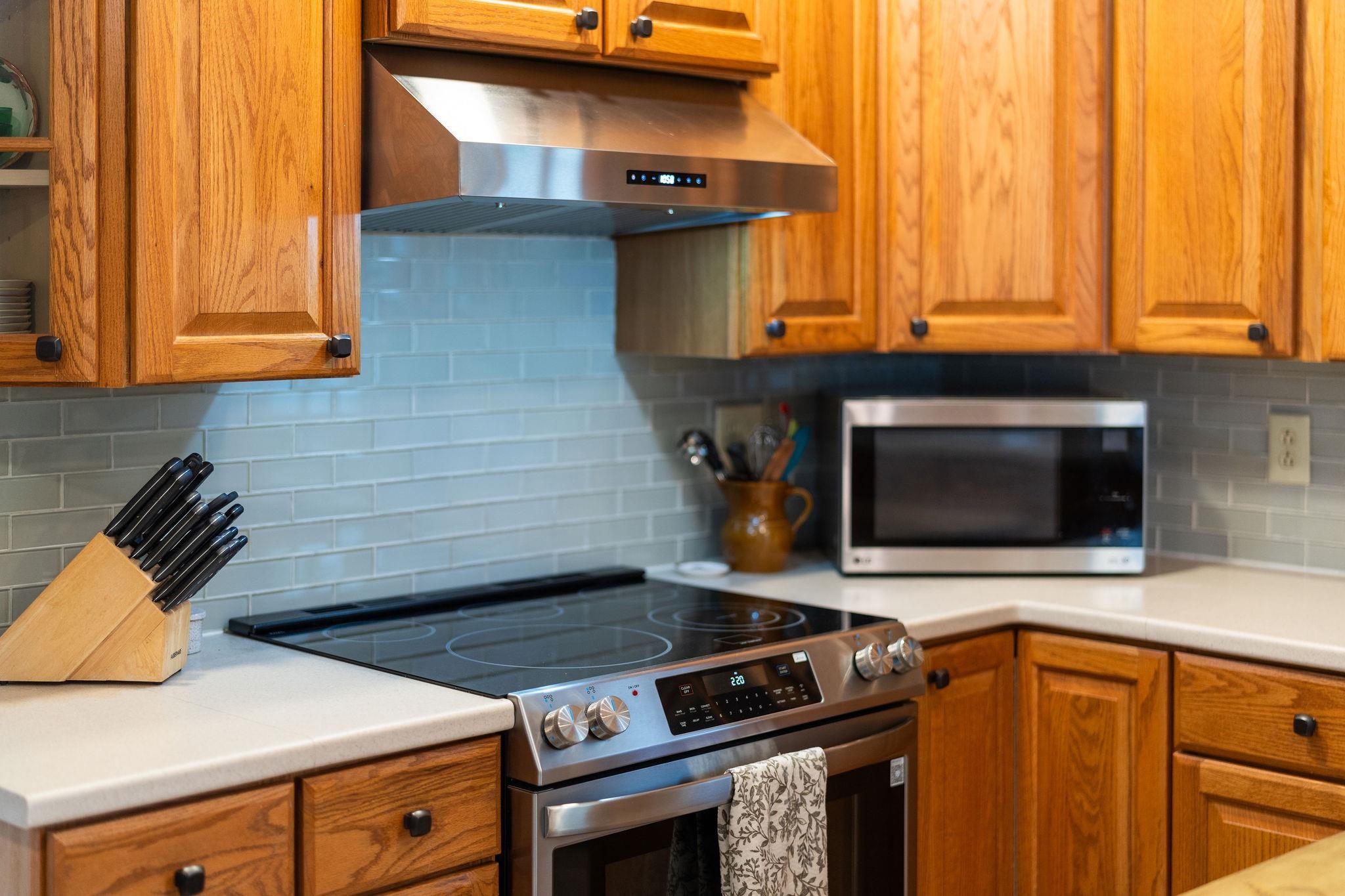 525 ROBIN ST, STAUNTON, Virginia 24401, 3 Bedrooms Bedrooms, ,2 BathroomsBathrooms,Residential,525 ROBIN ST,676197 MLS # 676197