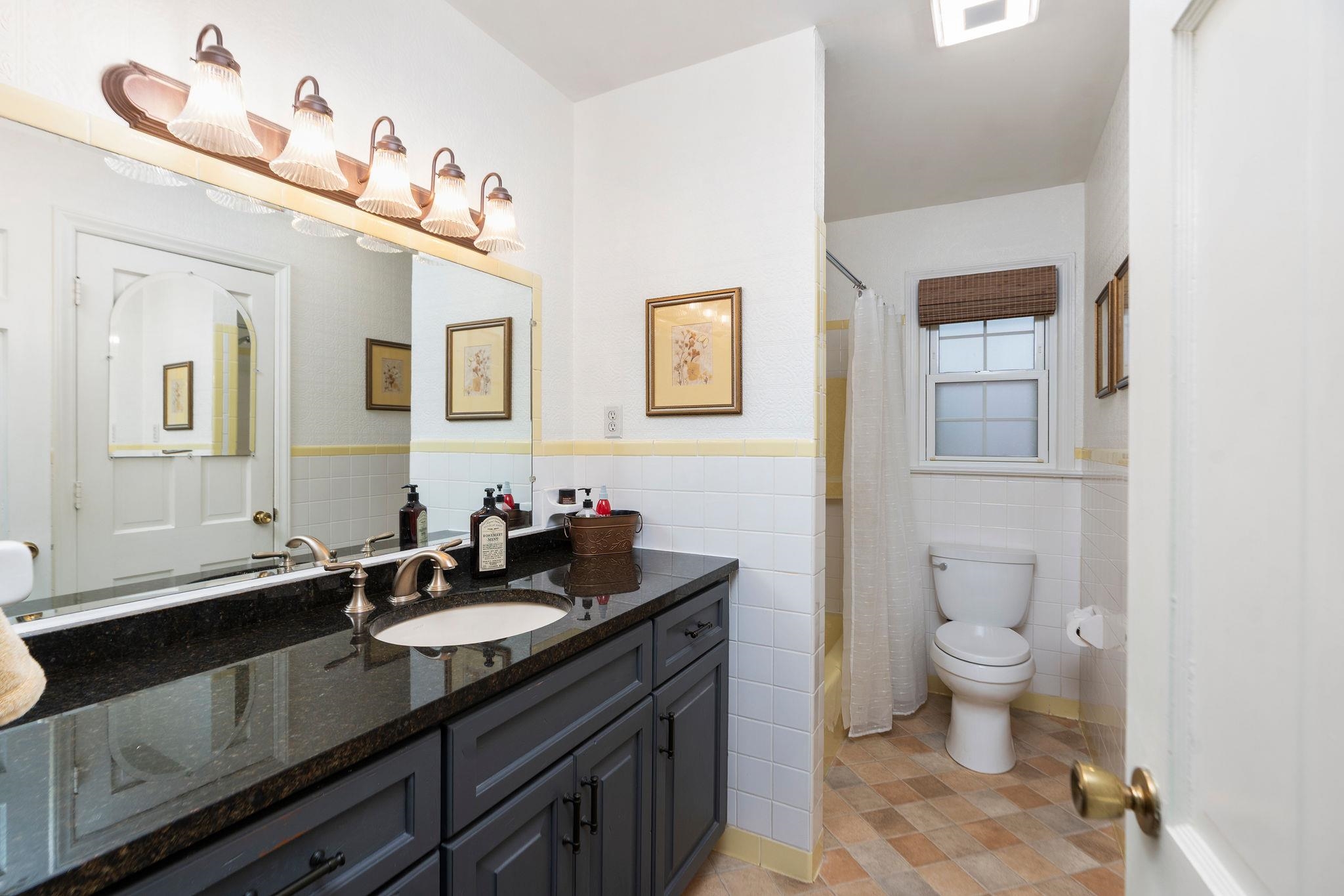 525 ROBIN ST, STAUNTON, Virginia 24401, 3 Bedrooms Bedrooms, ,2 BathroomsBathrooms,Residential,525 ROBIN ST,676197 MLS # 676197