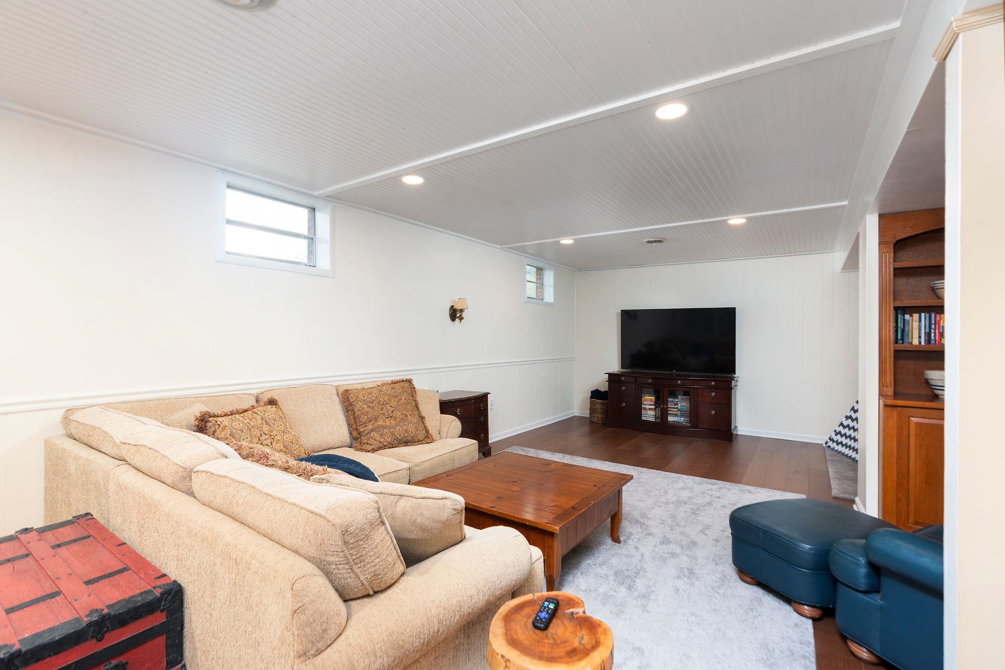 525 ROBIN ST, STAUNTON, Virginia 24401, 3 Bedrooms Bedrooms, ,2 BathroomsBathrooms,Residential,525 ROBIN ST,676197 MLS # 676197