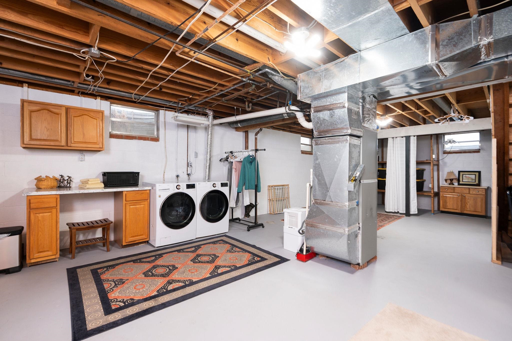 525 ROBIN ST, STAUNTON, Virginia 24401, 3 Bedrooms Bedrooms, ,2 BathroomsBathrooms,Residential,525 ROBIN ST,676197 MLS # 676197