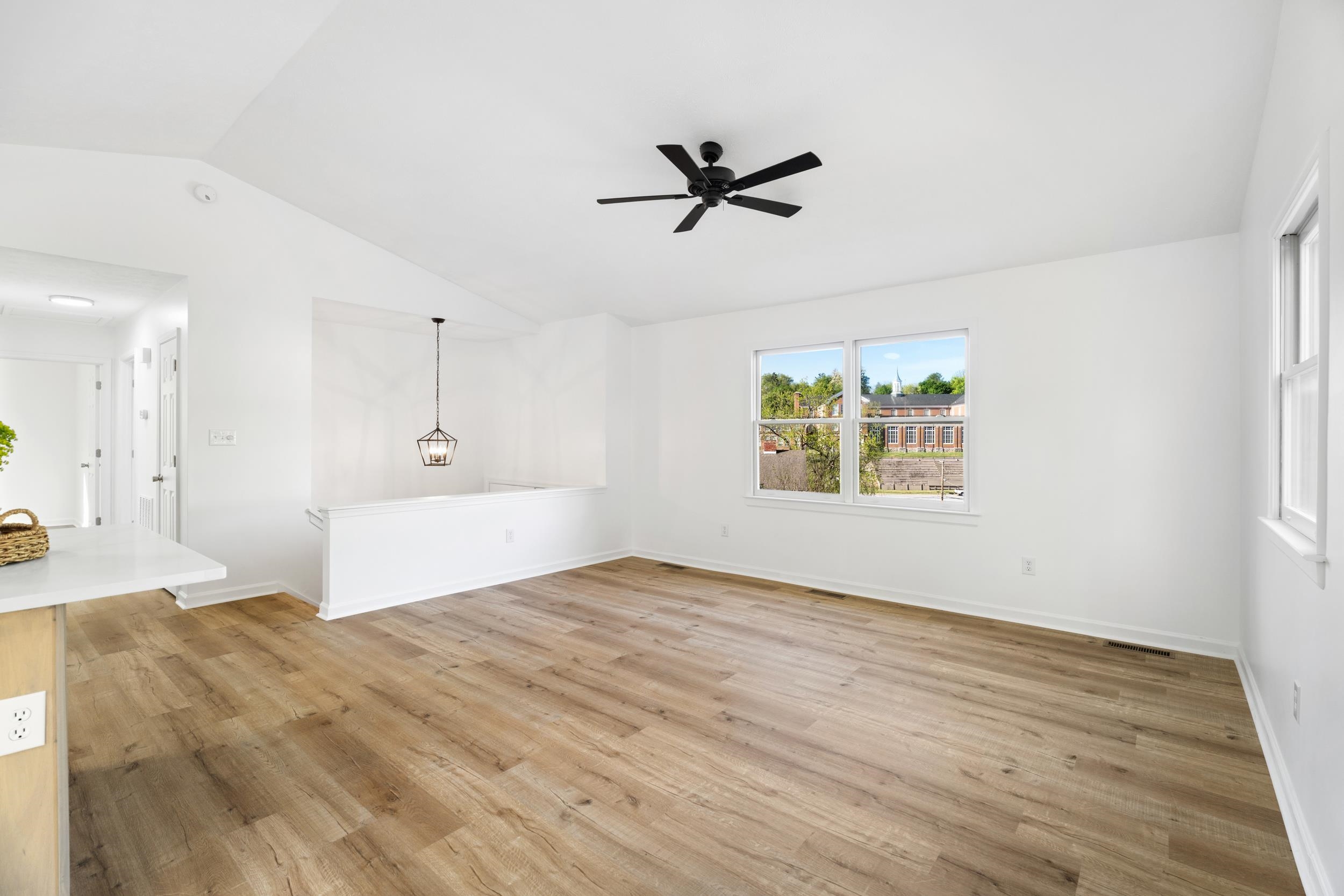 3 SULLIVAN ST, STAUNTON, Virginia 24401, 3 Bedrooms Bedrooms, ,2 BathroomsBathrooms,Residential,3 SULLIVAN ST,676198 MLS # 676198