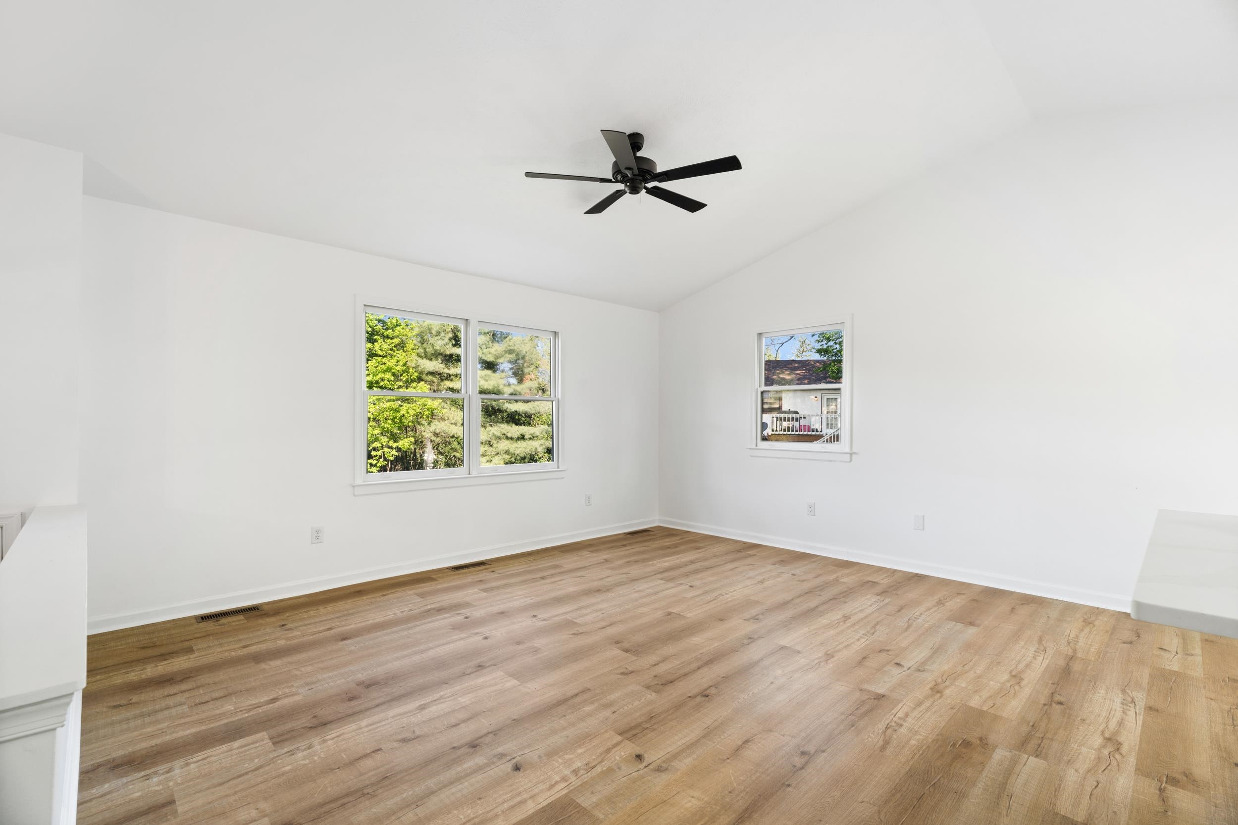 3 SULLIVAN ST, STAUNTON, Virginia 24401, 3 Bedrooms Bedrooms, ,2 BathroomsBathrooms,Residential,3 SULLIVAN ST,676198 MLS # 676198