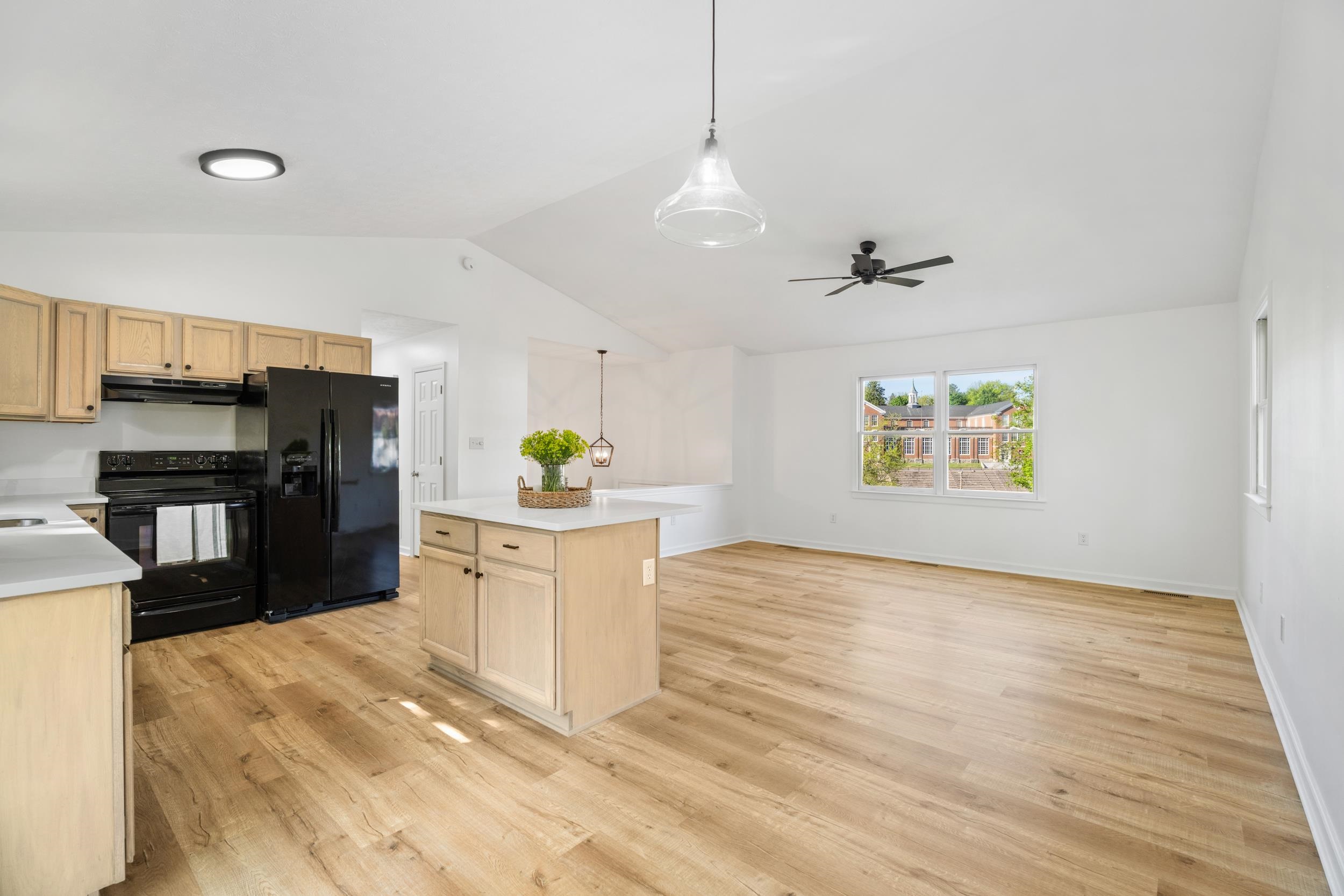 3 SULLIVAN ST, STAUNTON, Virginia 24401, 3 Bedrooms Bedrooms, ,2 BathroomsBathrooms,Residential,3 SULLIVAN ST,676198 MLS # 676198