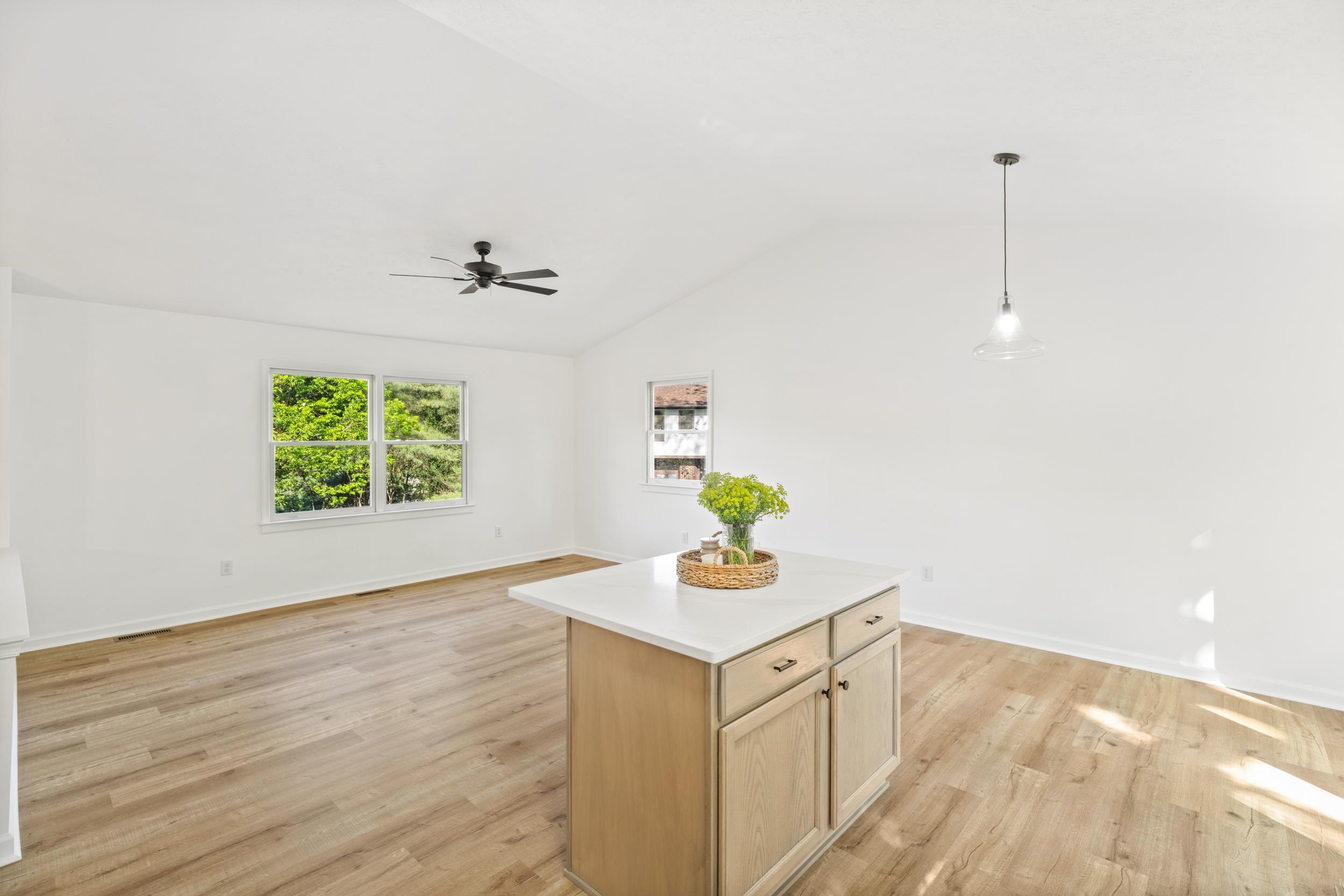 3 SULLIVAN ST, STAUNTON, Virginia 24401, 3 Bedrooms Bedrooms, ,2 BathroomsBathrooms,Residential,3 SULLIVAN ST,676198 MLS # 676198