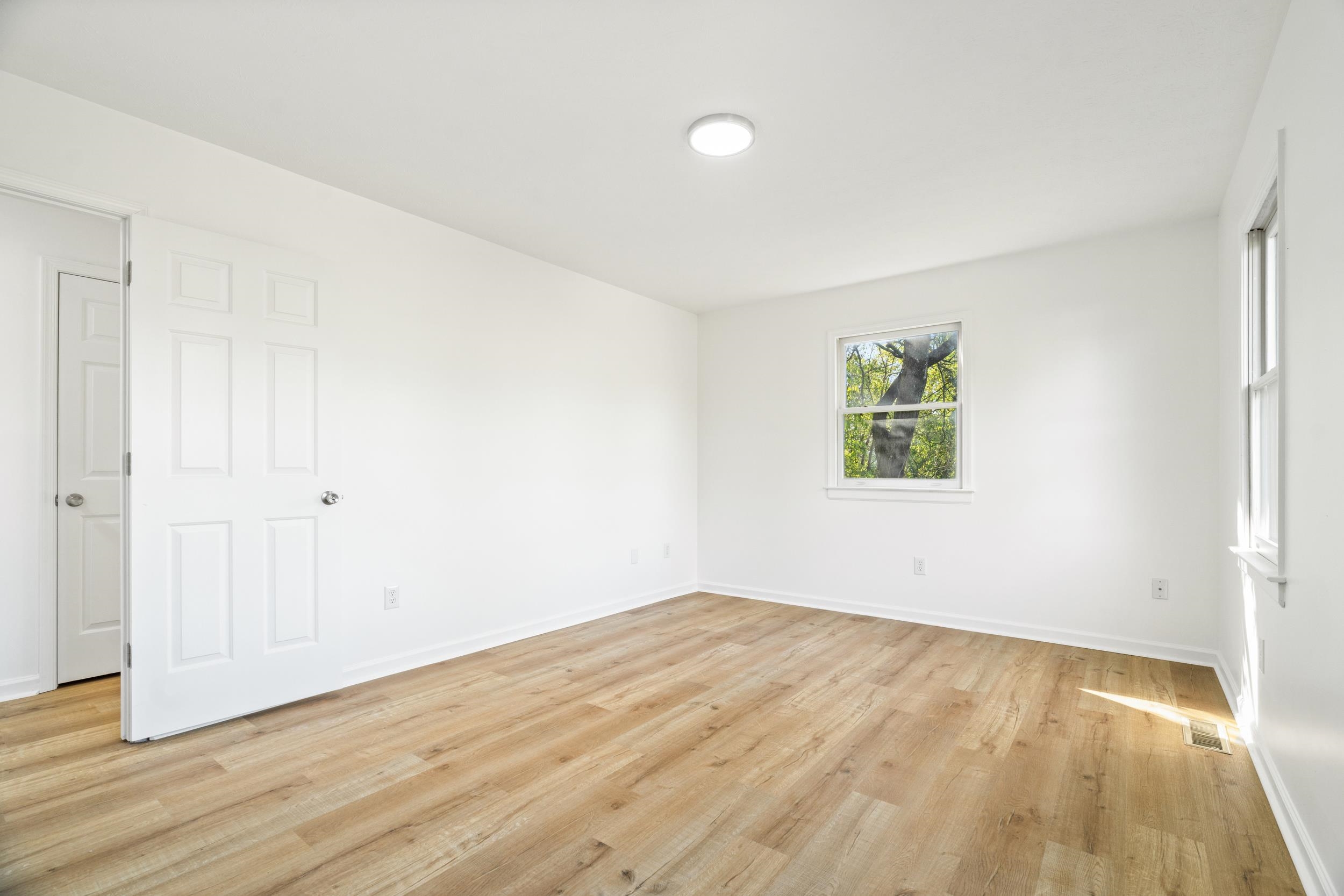 3 SULLIVAN ST, STAUNTON, Virginia 24401, 3 Bedrooms Bedrooms, ,2 BathroomsBathrooms,Residential,3 SULLIVAN ST,676198 MLS # 676198