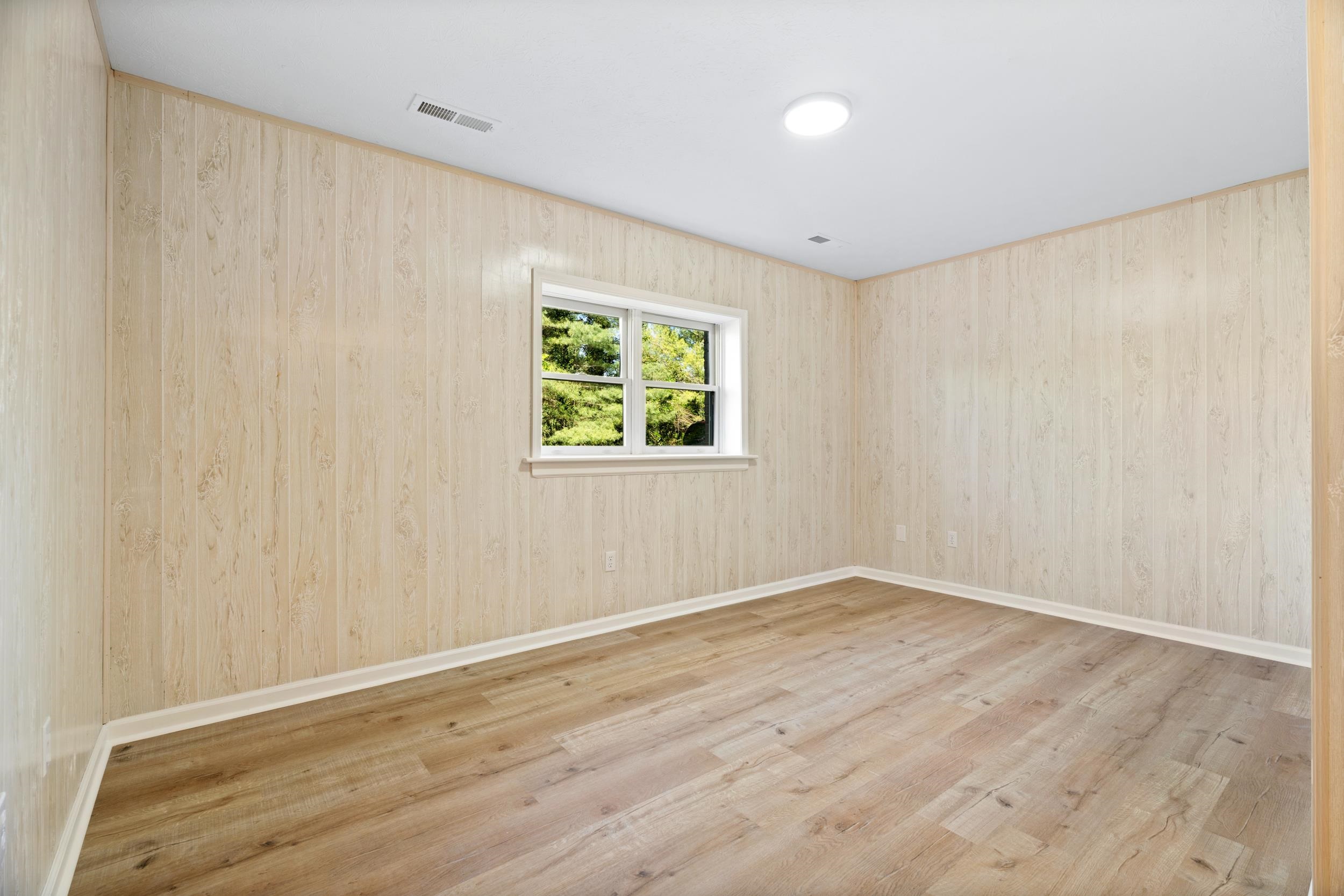 3 SULLIVAN ST, STAUNTON, Virginia 24401, 3 Bedrooms Bedrooms, ,2 BathroomsBathrooms,Residential,3 SULLIVAN ST,676198 MLS # 676198