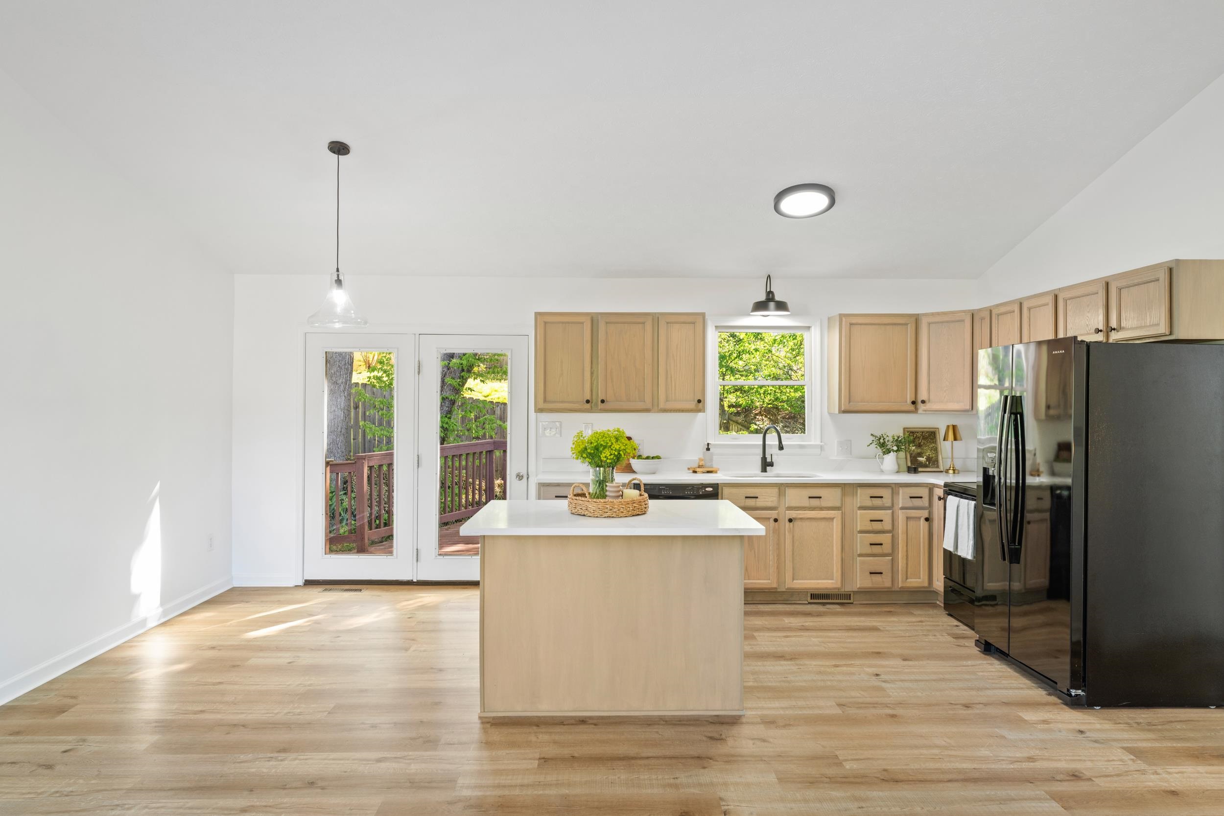 3 SULLIVAN ST, STAUNTON, Virginia 24401, 3 Bedrooms Bedrooms, ,2 BathroomsBathrooms,Residential,3 SULLIVAN ST,676198 MLS # 676198