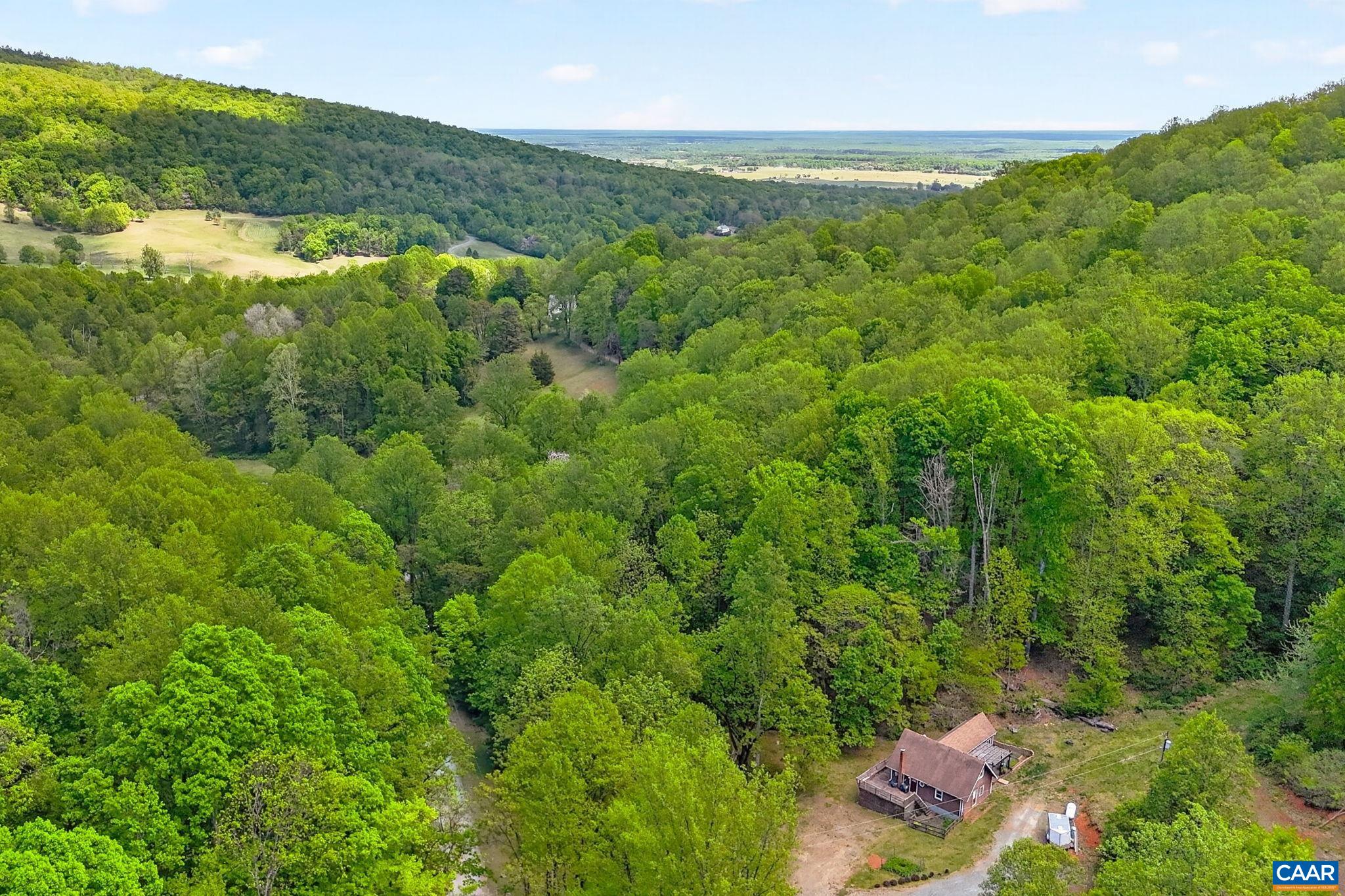 5357 TURKEY SAG RD, KESWICK, Virginia 22947, 3 Bedrooms Bedrooms, ,1 BathroomBathrooms,Residential,5357 TURKEY SAG RD,676200 MLS # 676200