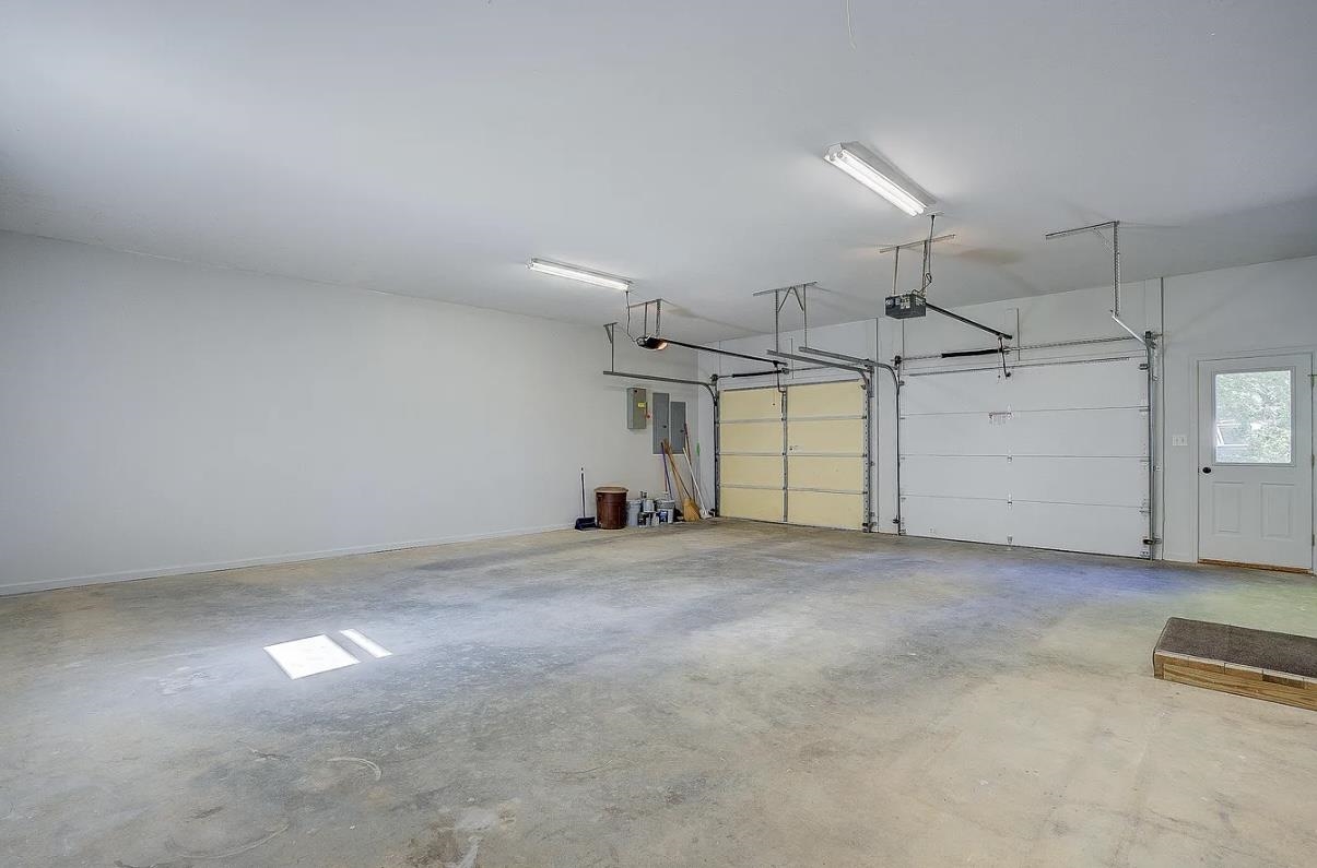 649 GREYLEDGE RD, BUCHANAN, Virginia 24066, 3 Bedrooms Bedrooms, ,4 BathroomsBathrooms,Residential,649 GREYLEDGE RD,676201 MLS # 676201