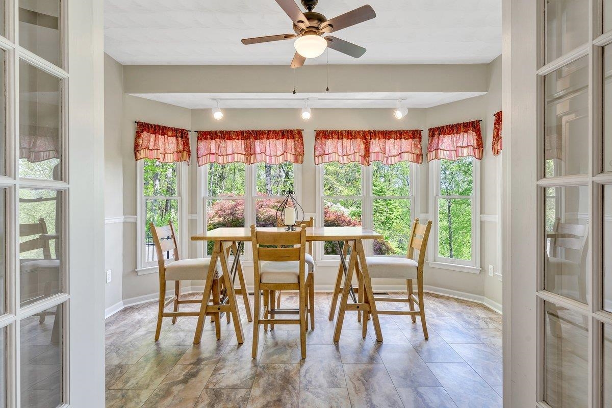 649 GREYLEDGE RD, BUCHANAN, Virginia 24066, 3 Bedrooms Bedrooms, ,4 BathroomsBathrooms,Residential,649 GREYLEDGE RD,676201 MLS # 676201