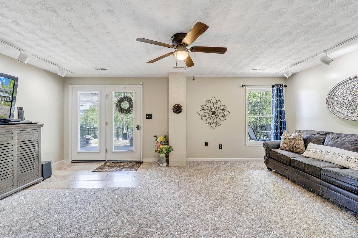 649 GREYLEDGE RD, BUCHANAN, Virginia 24066, 3 Bedrooms Bedrooms, ,4 BathroomsBathrooms,Residential,649 GREYLEDGE RD,676201 MLS # 676201