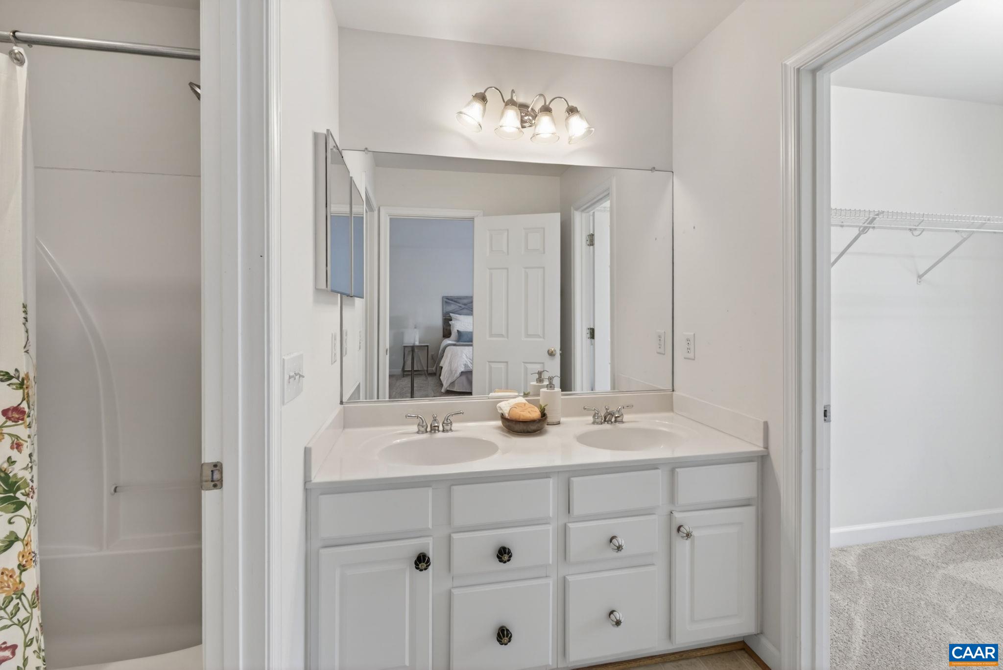 532 SUMMERFORD LN, CROZET, Virginia 22932, 3 Bedrooms Bedrooms, ,2 BathroomsBathrooms,Residential,532 SUMMERFORD LN,676202 MLS # 676202