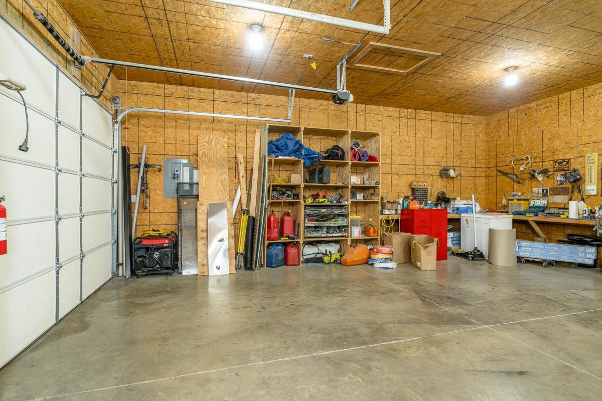 99 MT IDA LN, STAUNTON, Virginia 24401, 3 Bedrooms Bedrooms, ,2 BathroomsBathrooms,Residential,99 MT IDA LN,676212 MLS # 676212