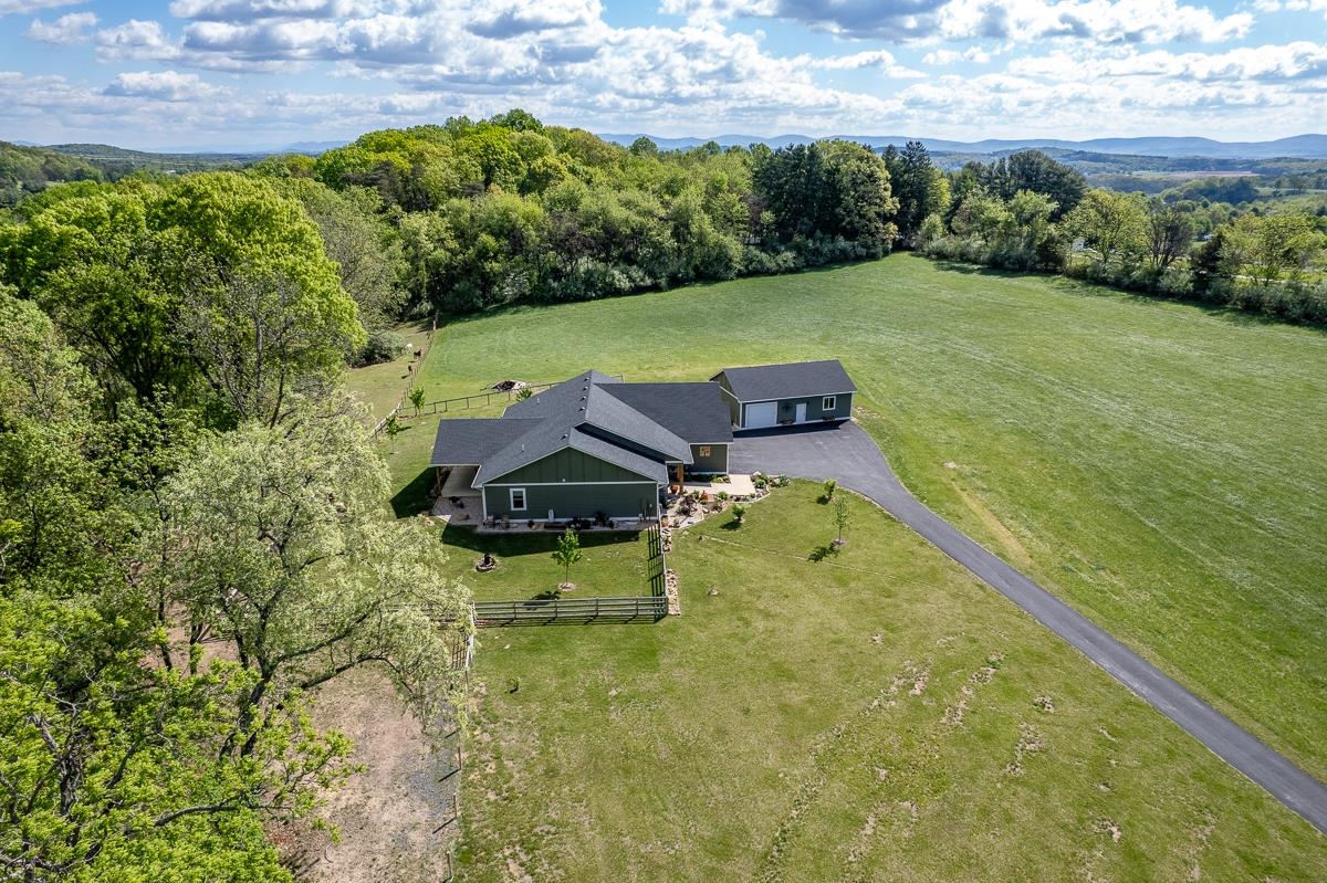 99 MT IDA LN, STAUNTON, Virginia 24401, 3 Bedrooms Bedrooms, ,2 BathroomsBathrooms,Residential,99 MT IDA LN,676212 MLS # 676212