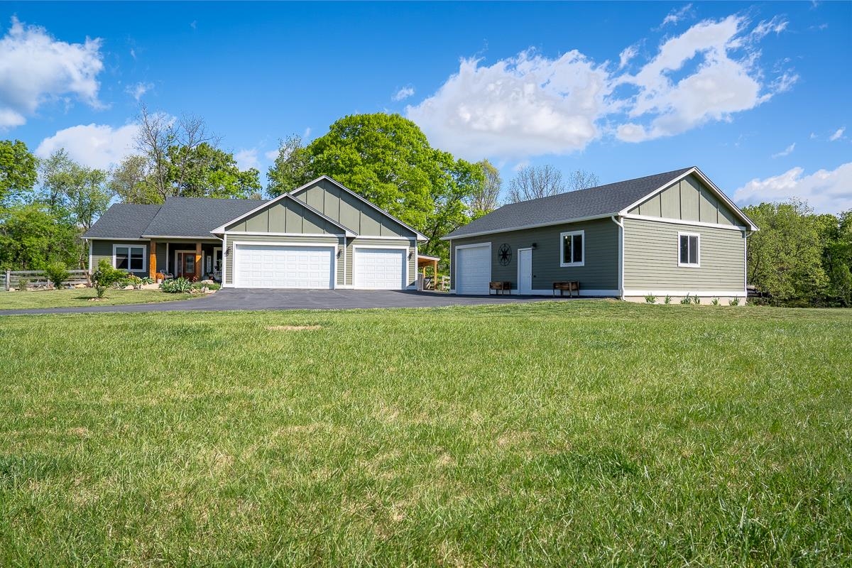 99 MT IDA LN, STAUNTON, Virginia 24401, 3 Bedrooms Bedrooms, ,2 BathroomsBathrooms,Residential,99 MT IDA LN,676212 MLS # 676212