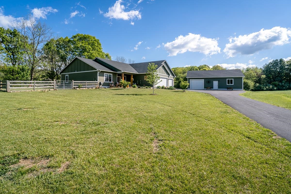 99 MT IDA LN, STAUNTON, Virginia 24401, 3 Bedrooms Bedrooms, ,2 BathroomsBathrooms,Residential,99 MT IDA LN,676212 MLS # 676212